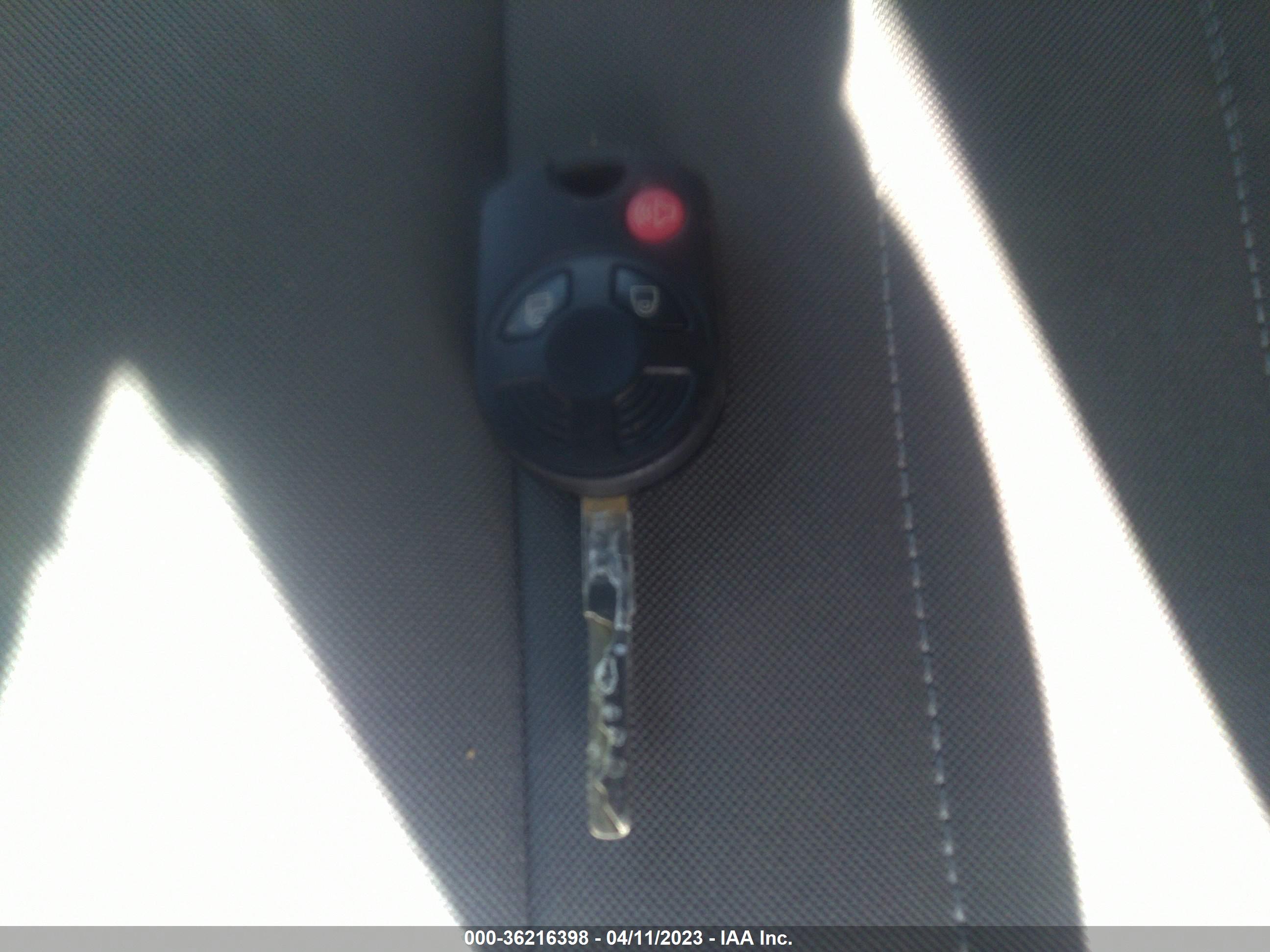 FORD ESCAPE image 11