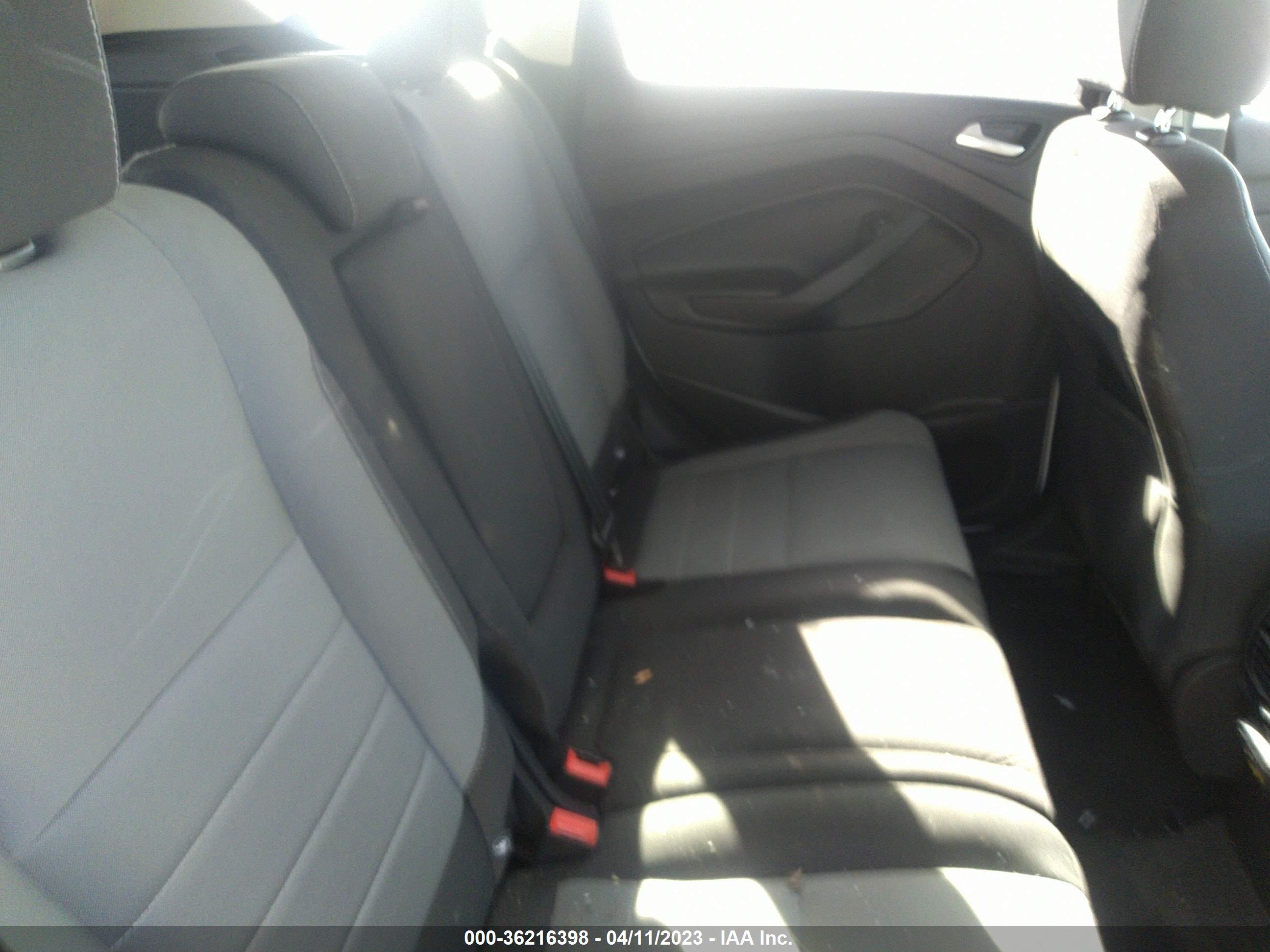 FORD ESCAPE image 8