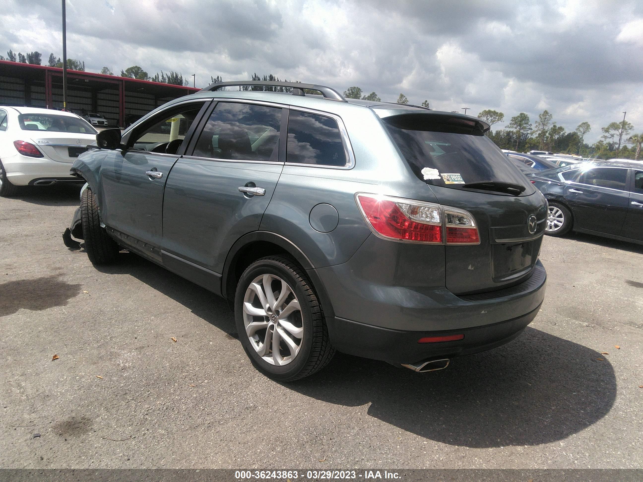MAZDA CX-9 image 3