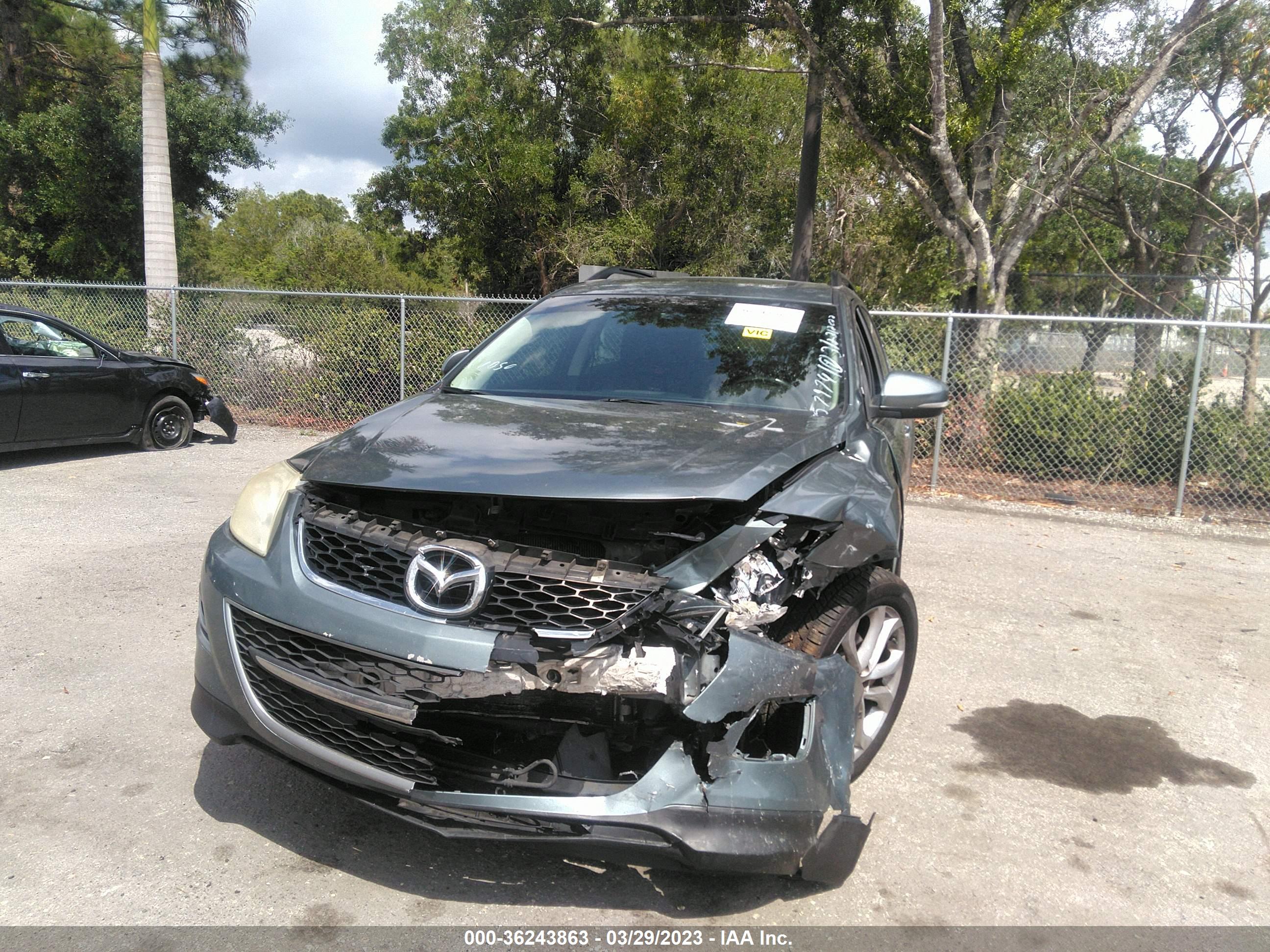 MAZDA CX-9 image 6