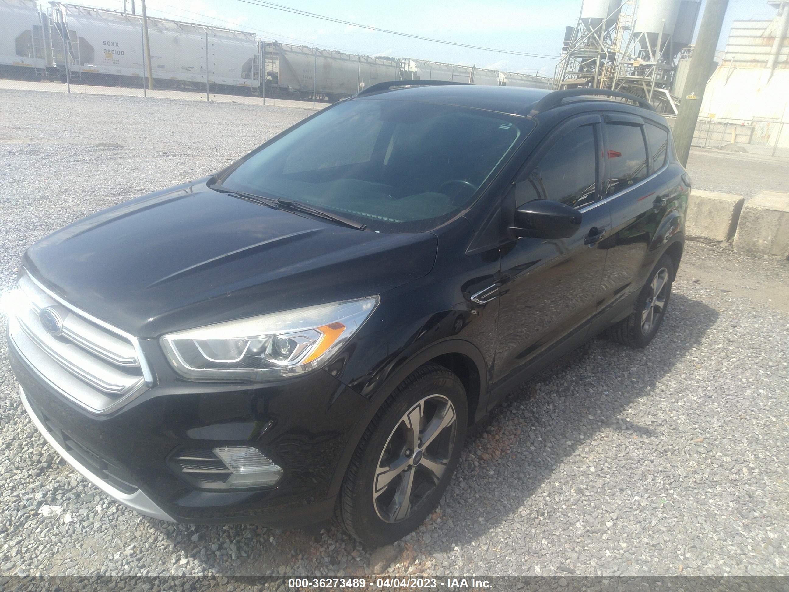 FORD ESCAPE image 2