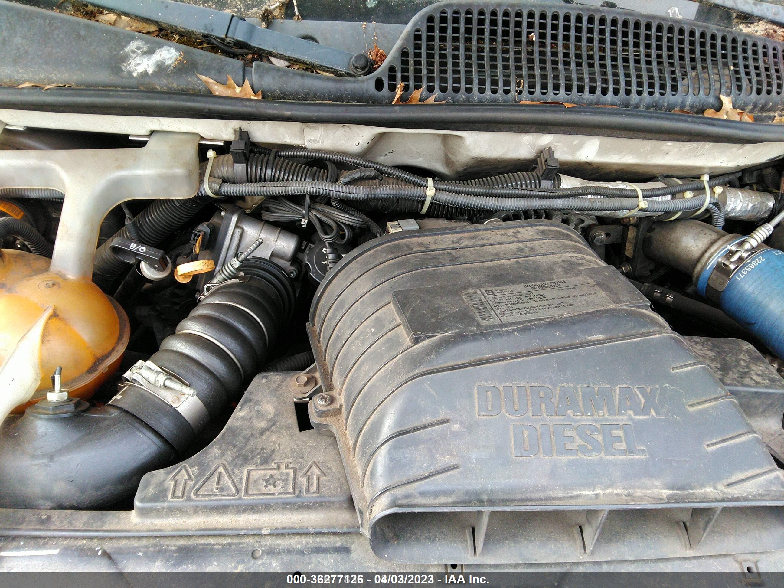 CHEVROLET EXPRESS image 10