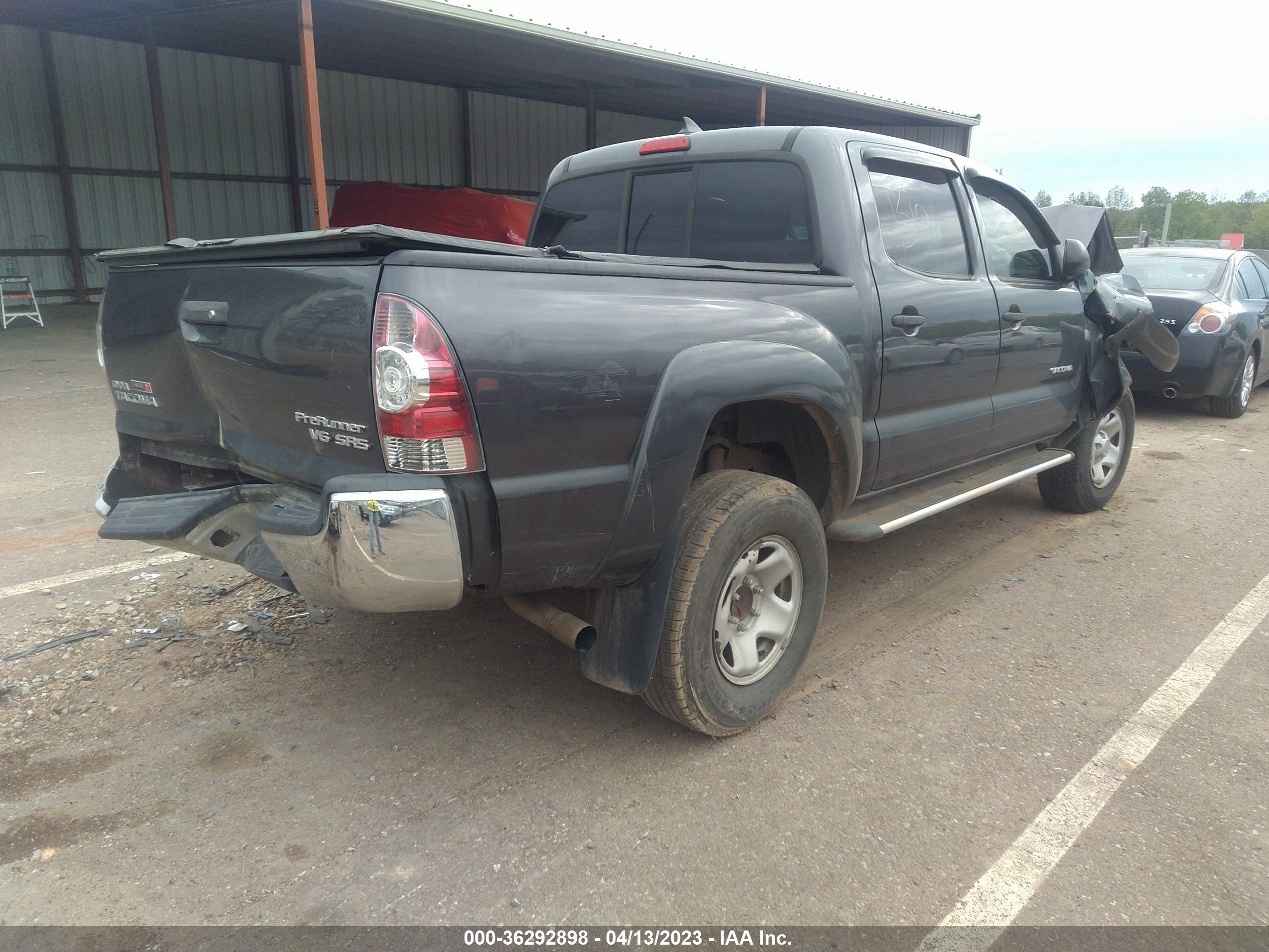 TOYOTA TACOMA image 4