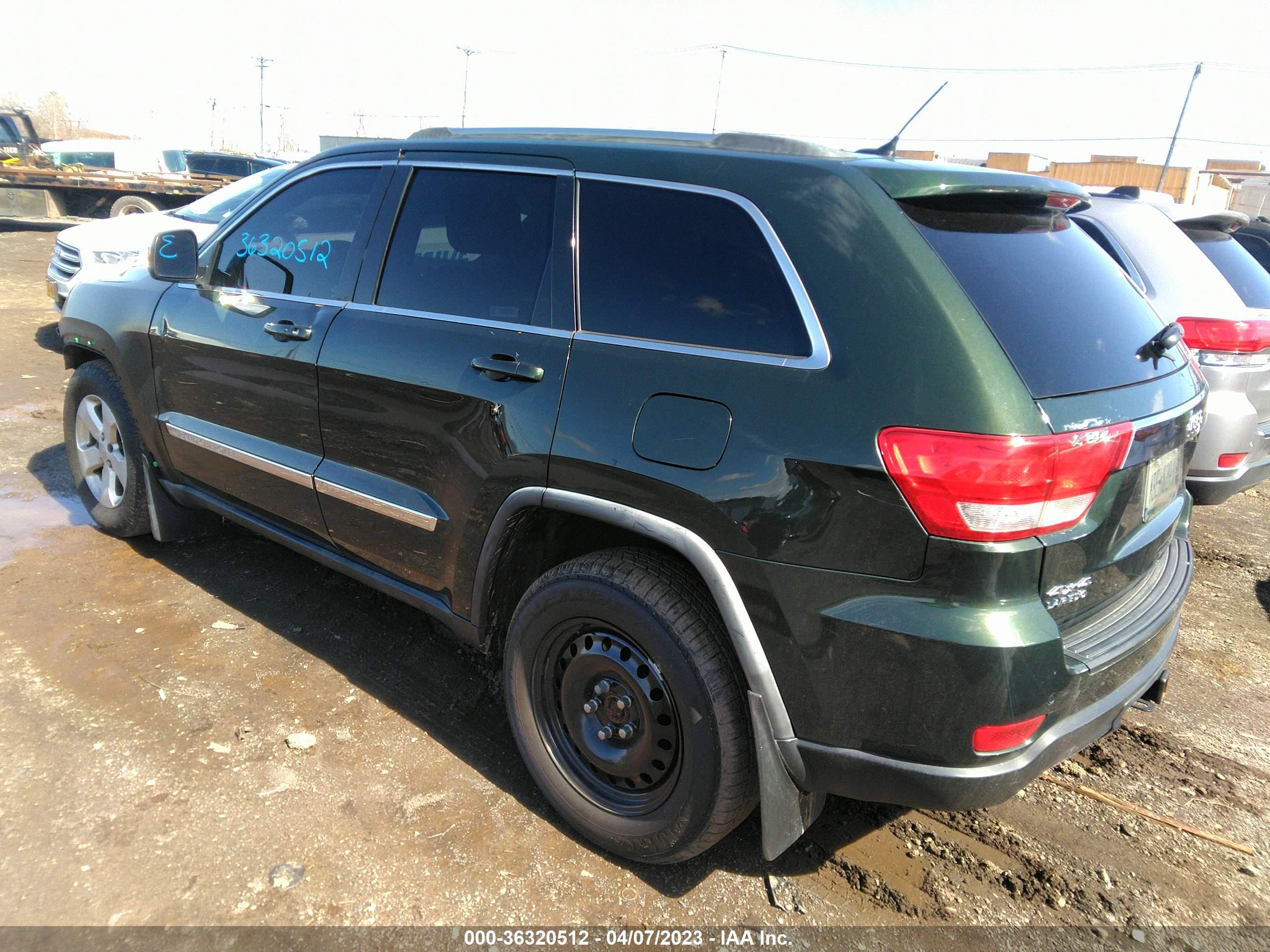 JEEP GRAND image 3