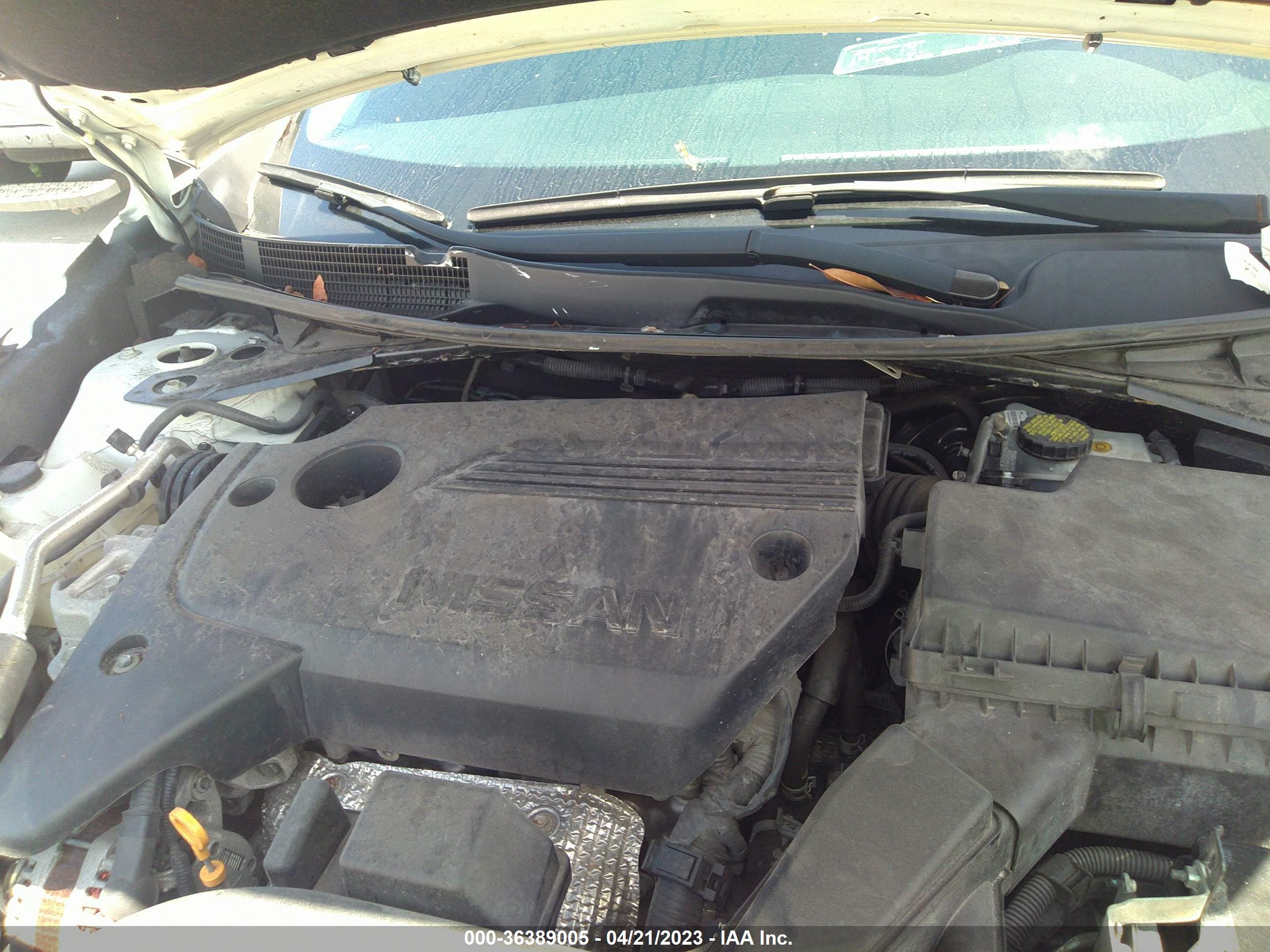 NISSAN ALTIMA image 10