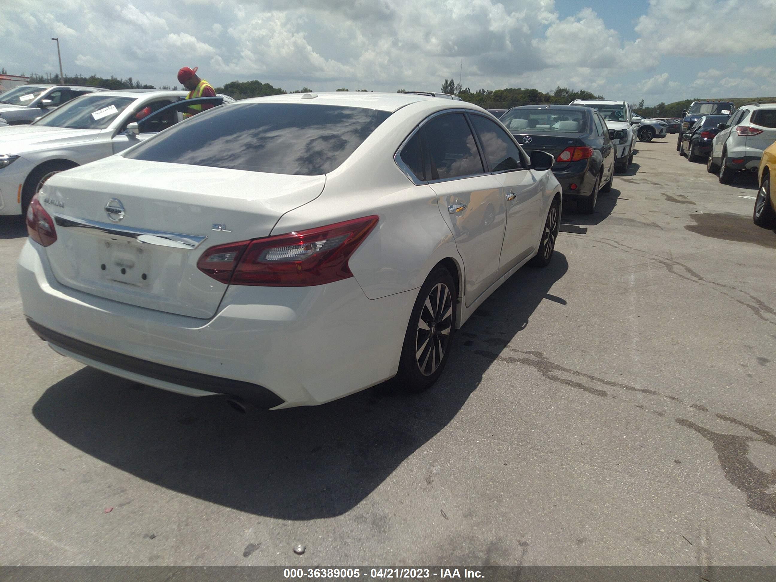 NISSAN ALTIMA image 4