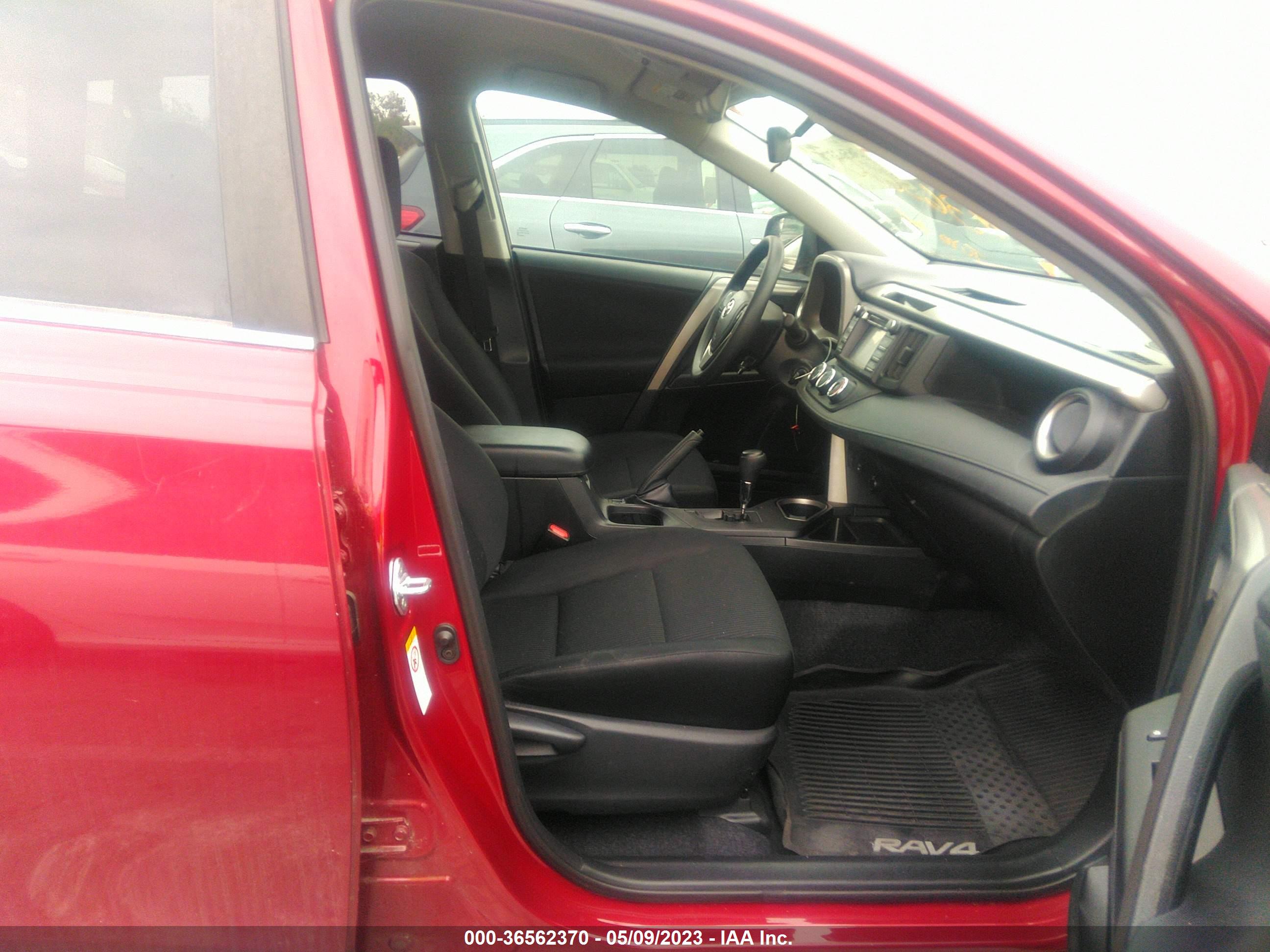 TOYOTA RAV4 image 5