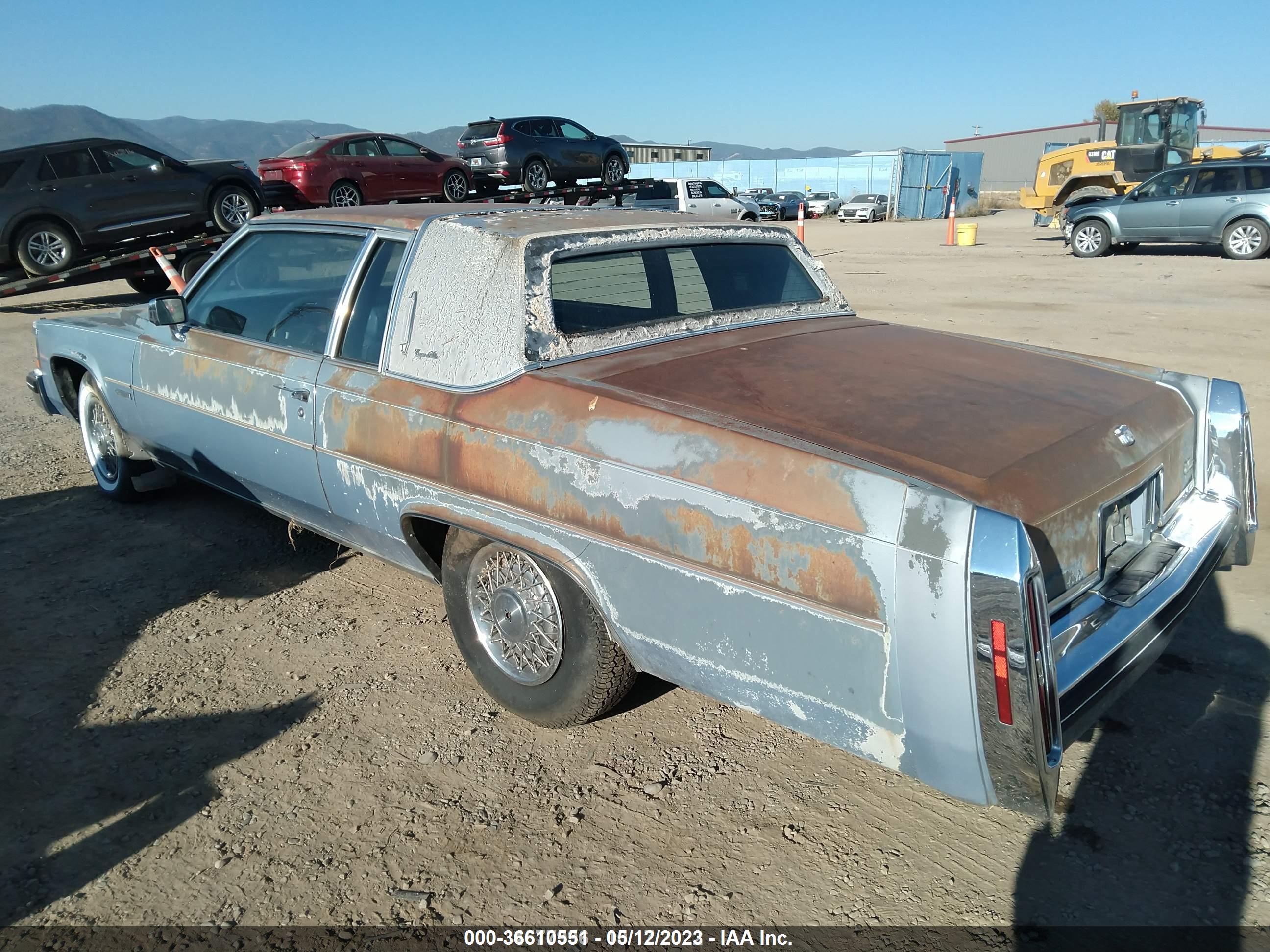 CADILLAC DEVILLE image 3