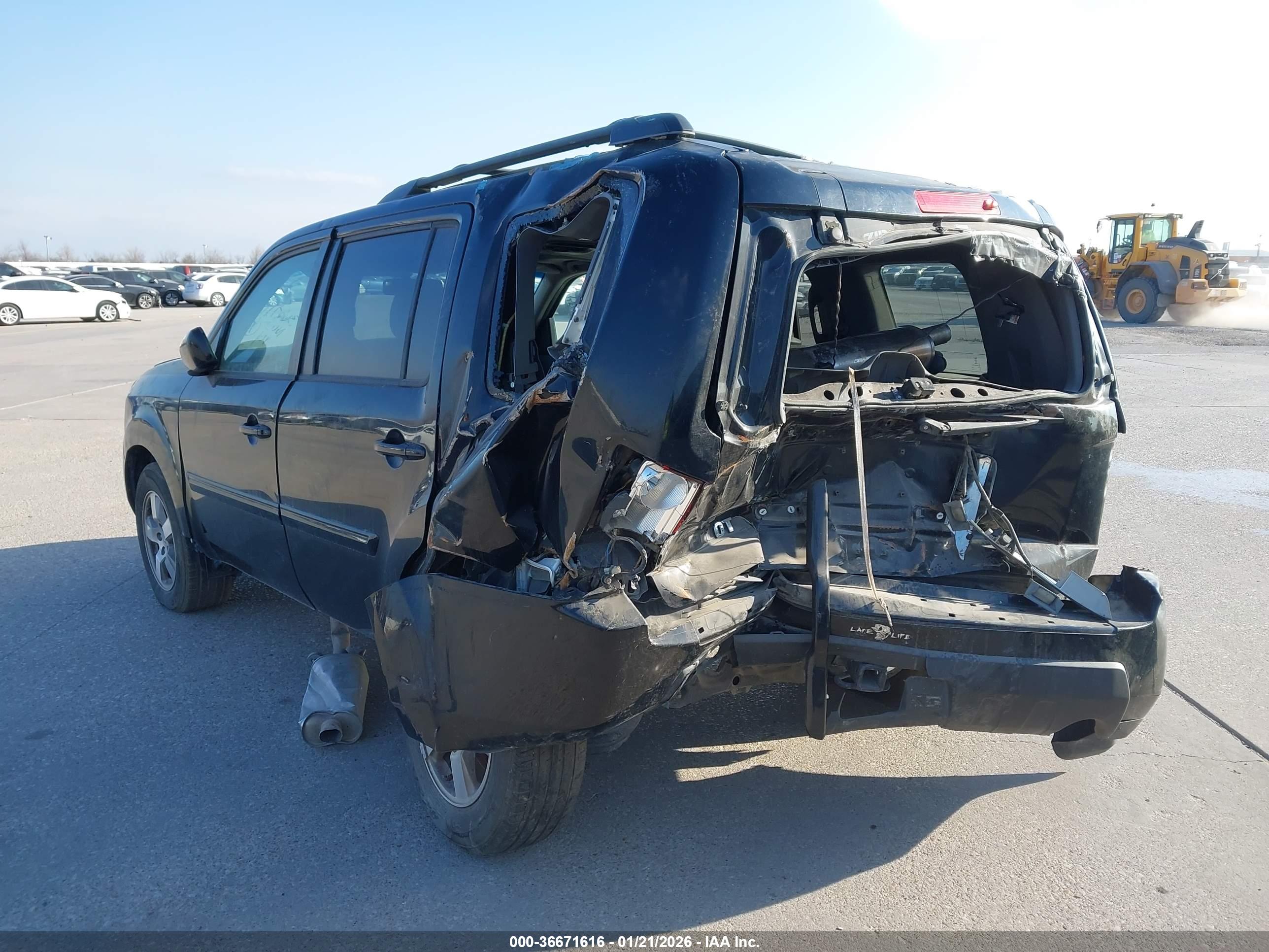 HONDA PILOT image 3
