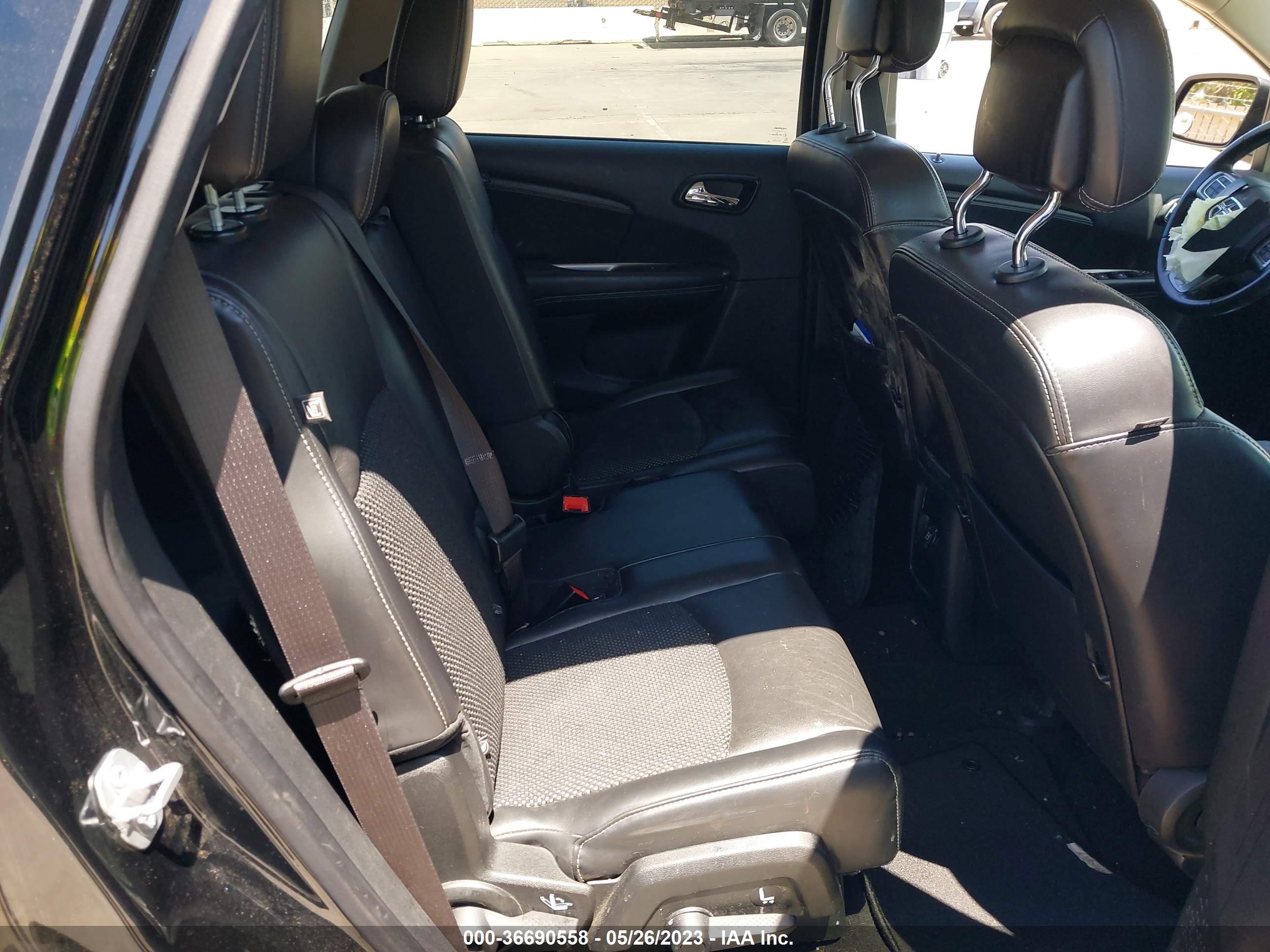DODGE JOURNEY image 8
