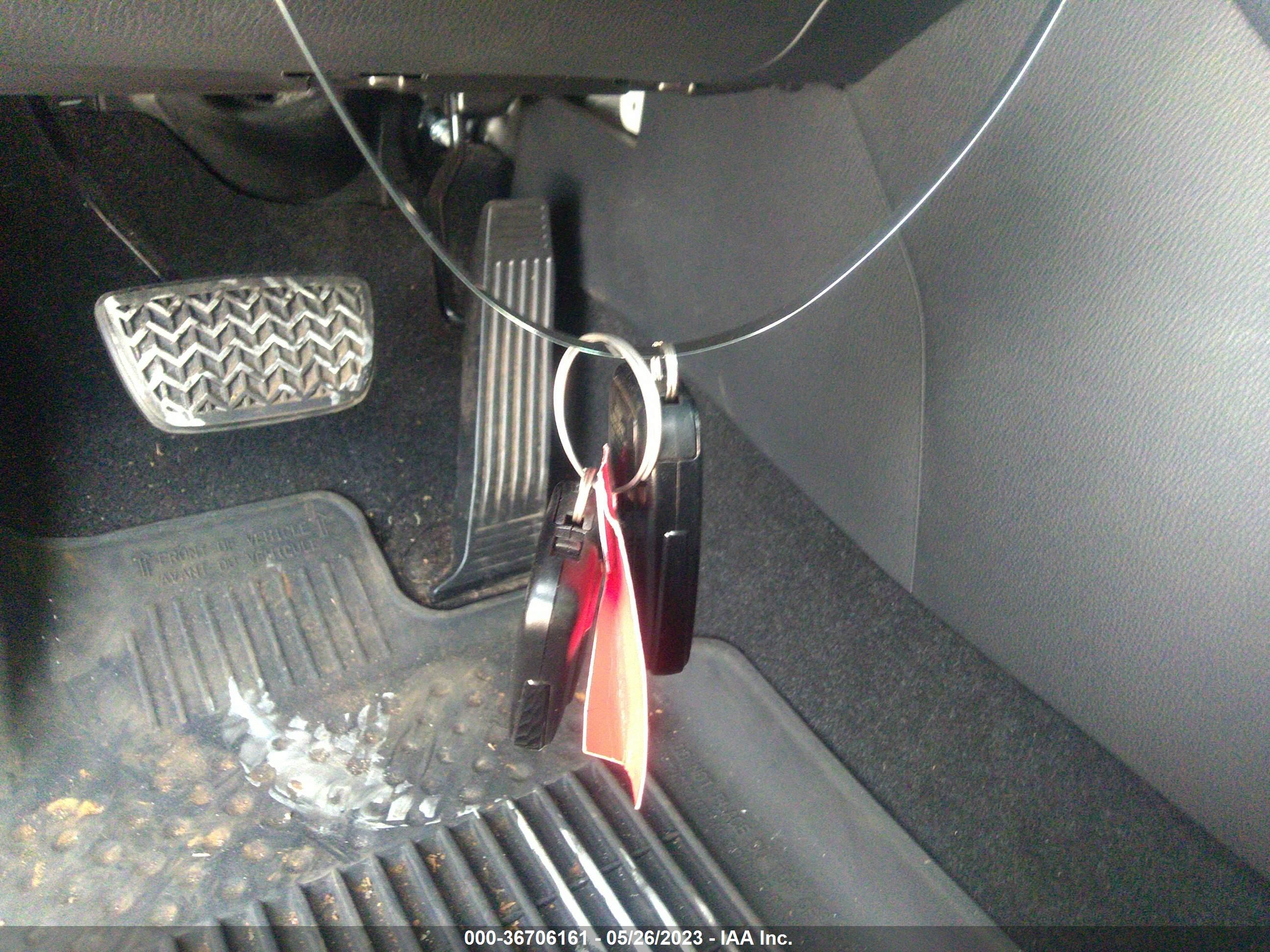 TOYOTA RAV4 image 11