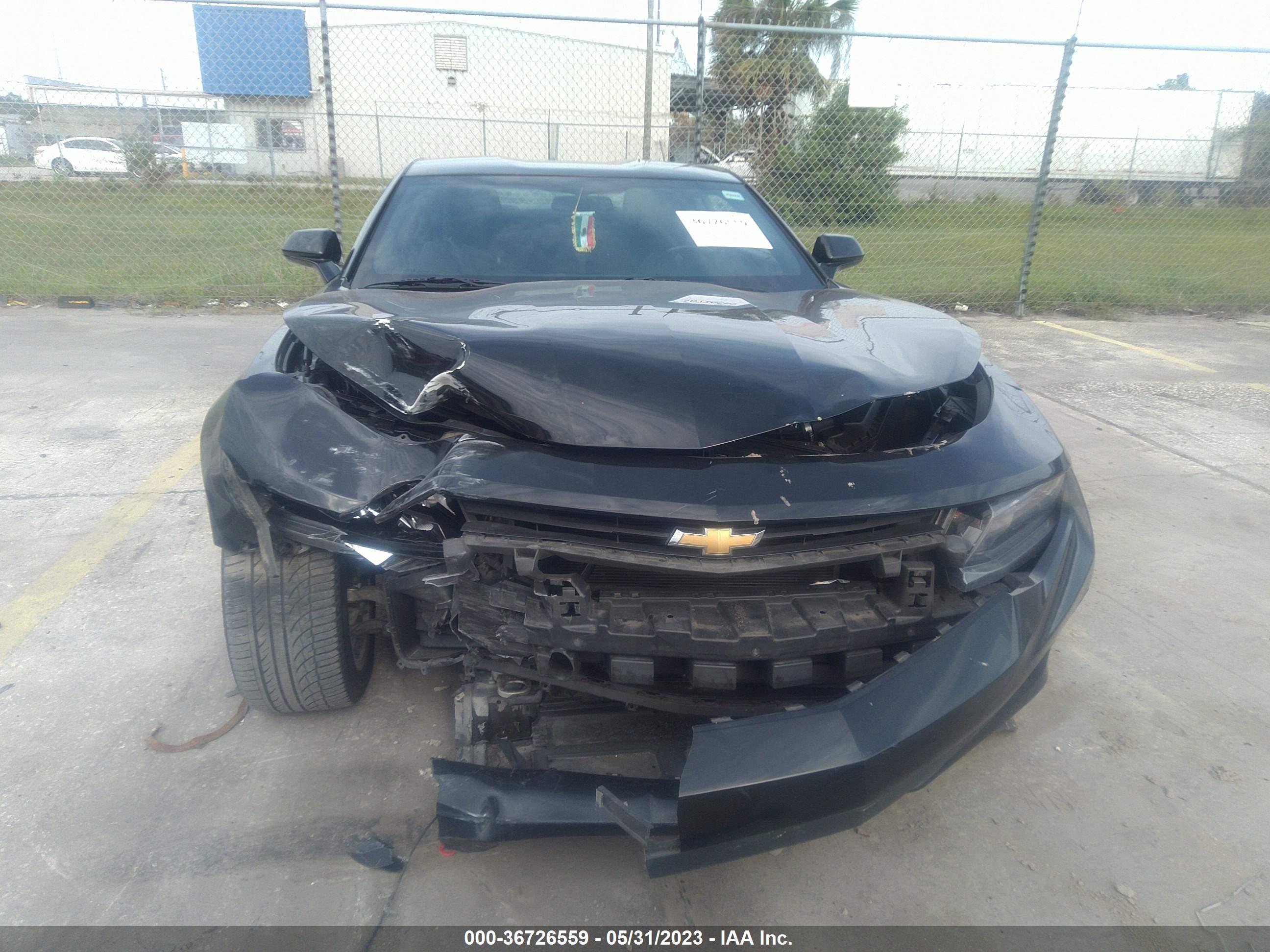 CHEVROLET CAMARO image 6