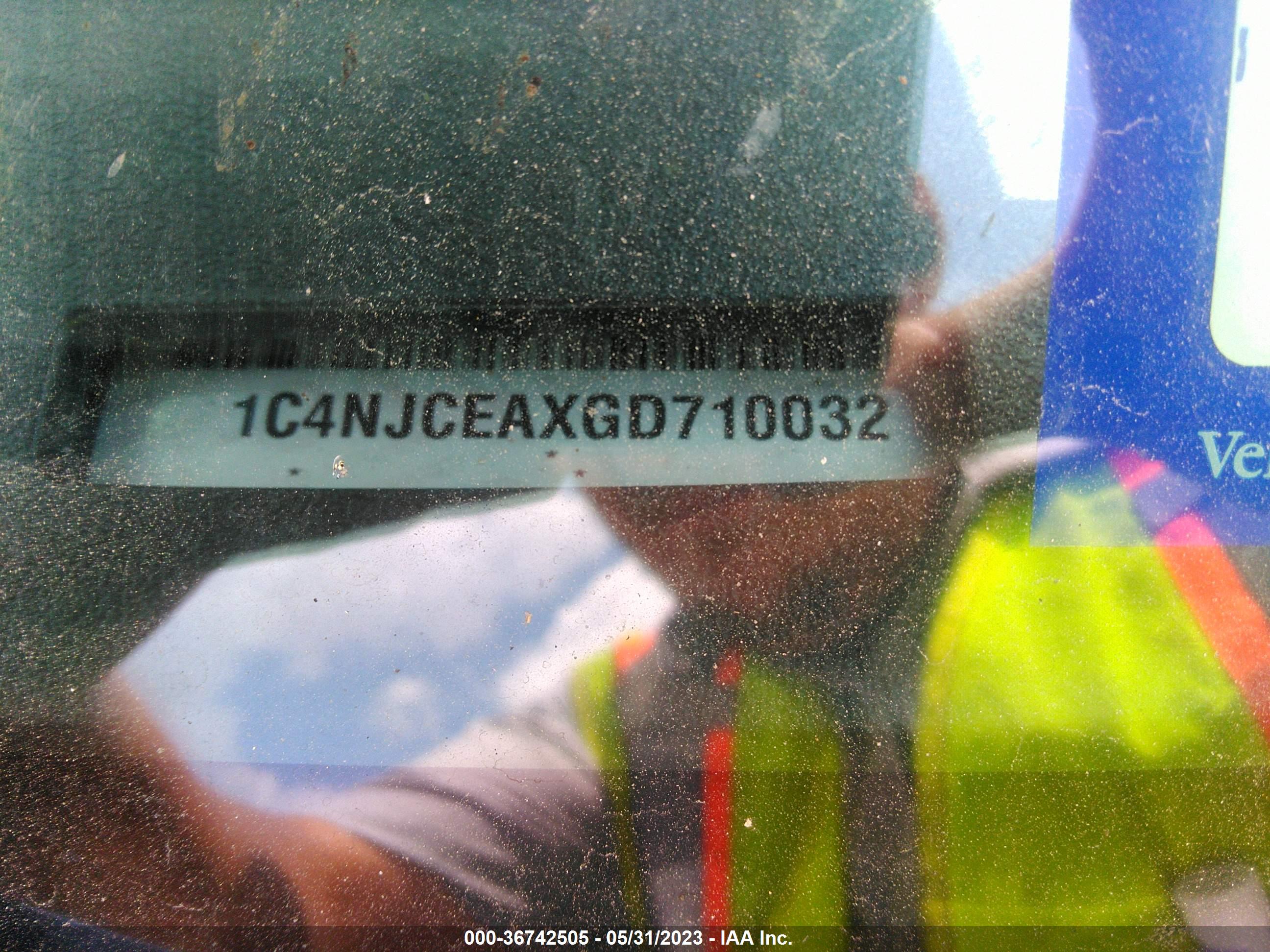 JEEP COMPASS image 9