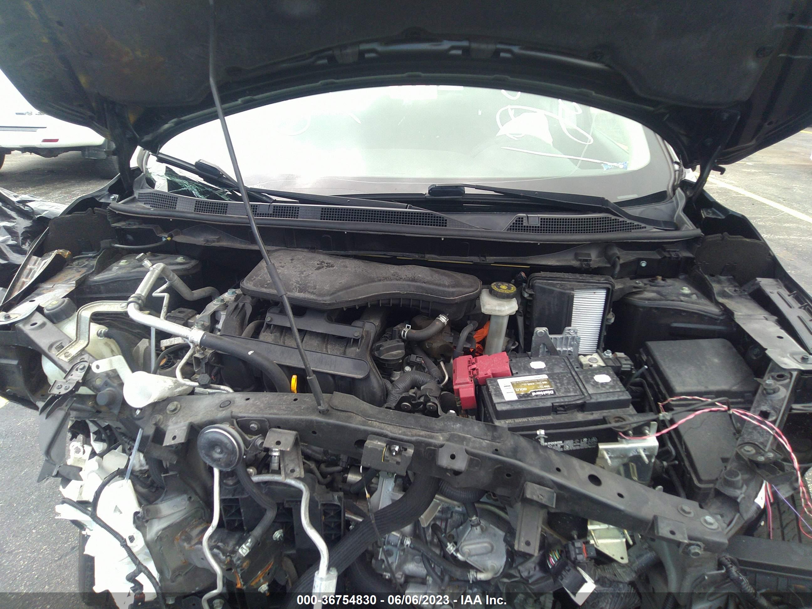 NISSAN ROGUE image 10