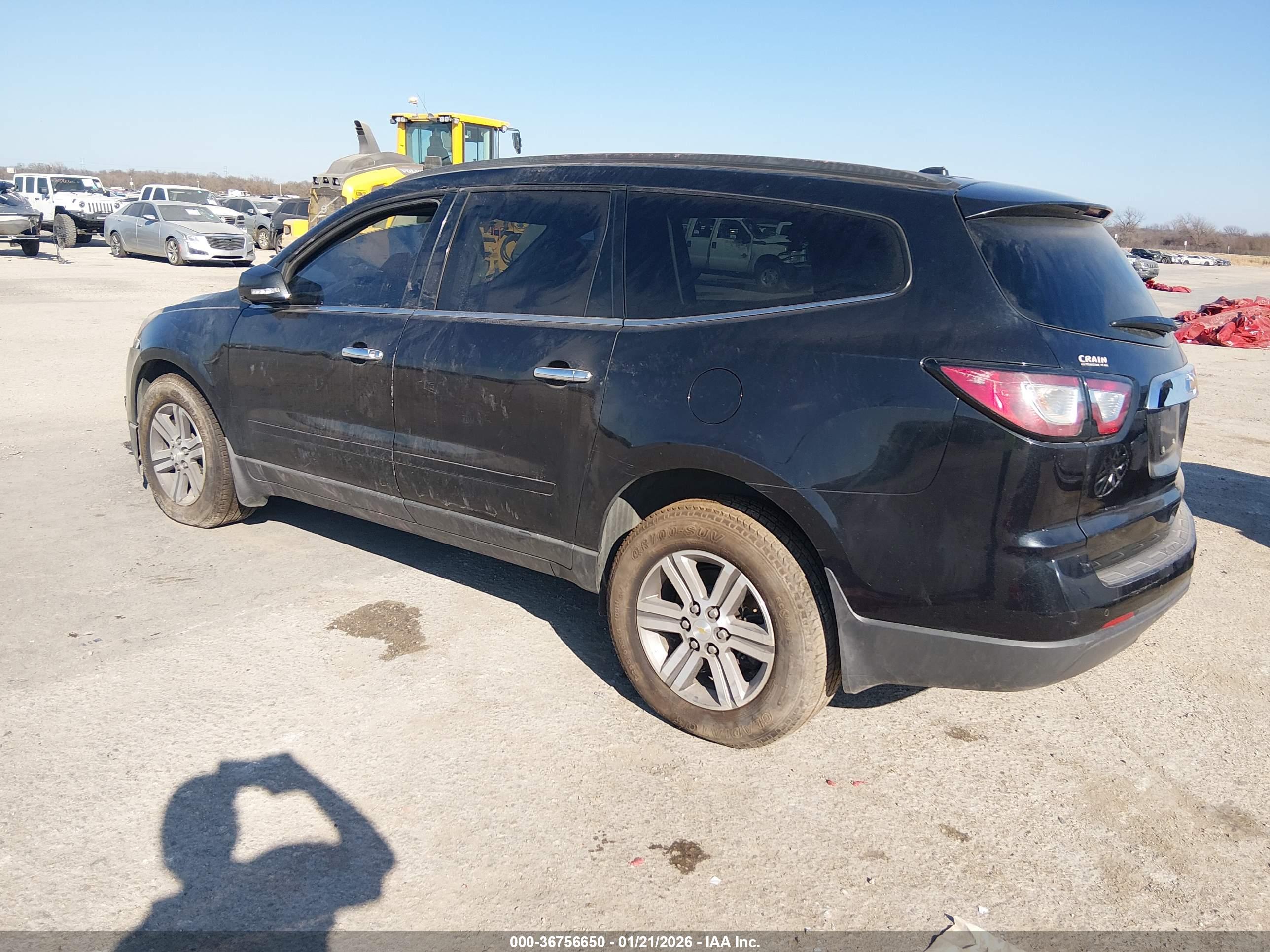 CHEVROLET TRAVERSE image 3
