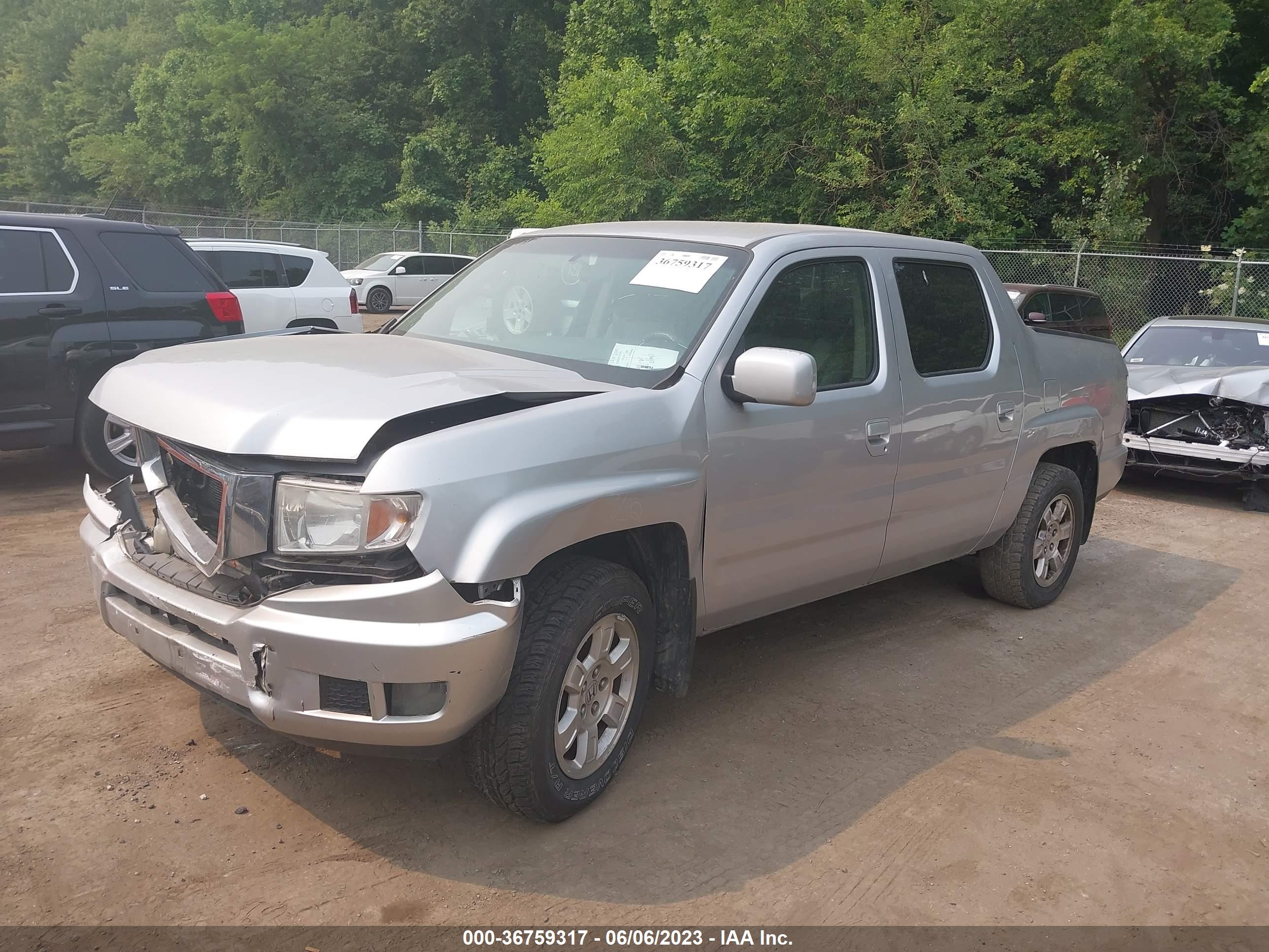 HONDA RIDGELINE image 2