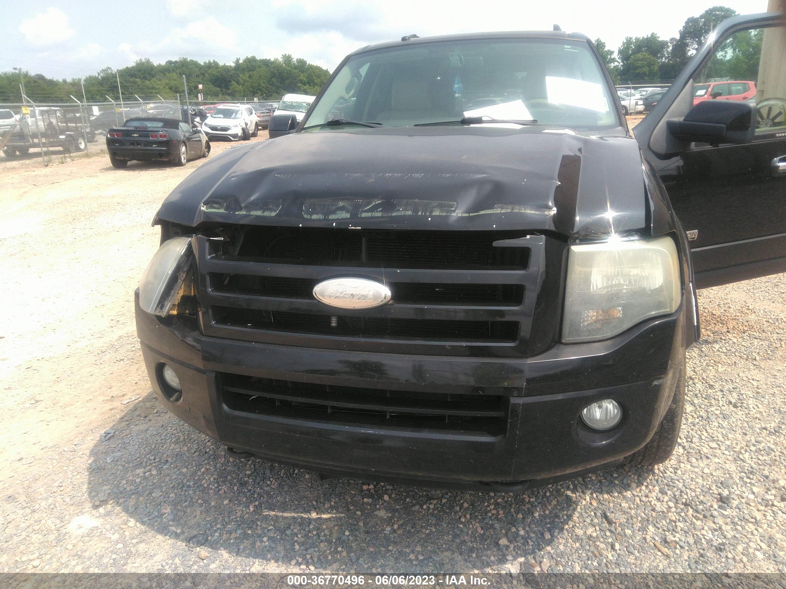 FORD EXPEDITION image 6