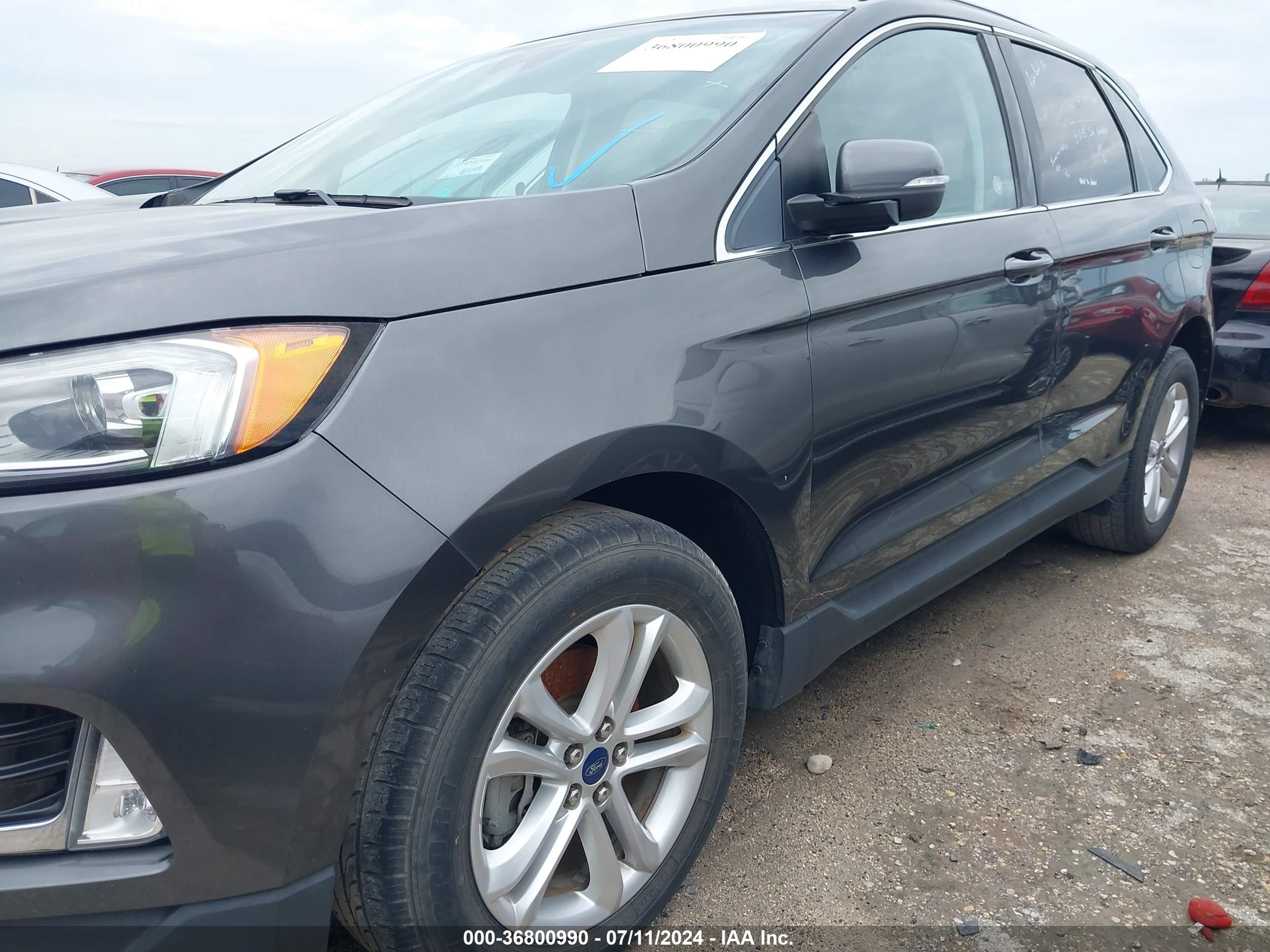 FORD EDGE image 6