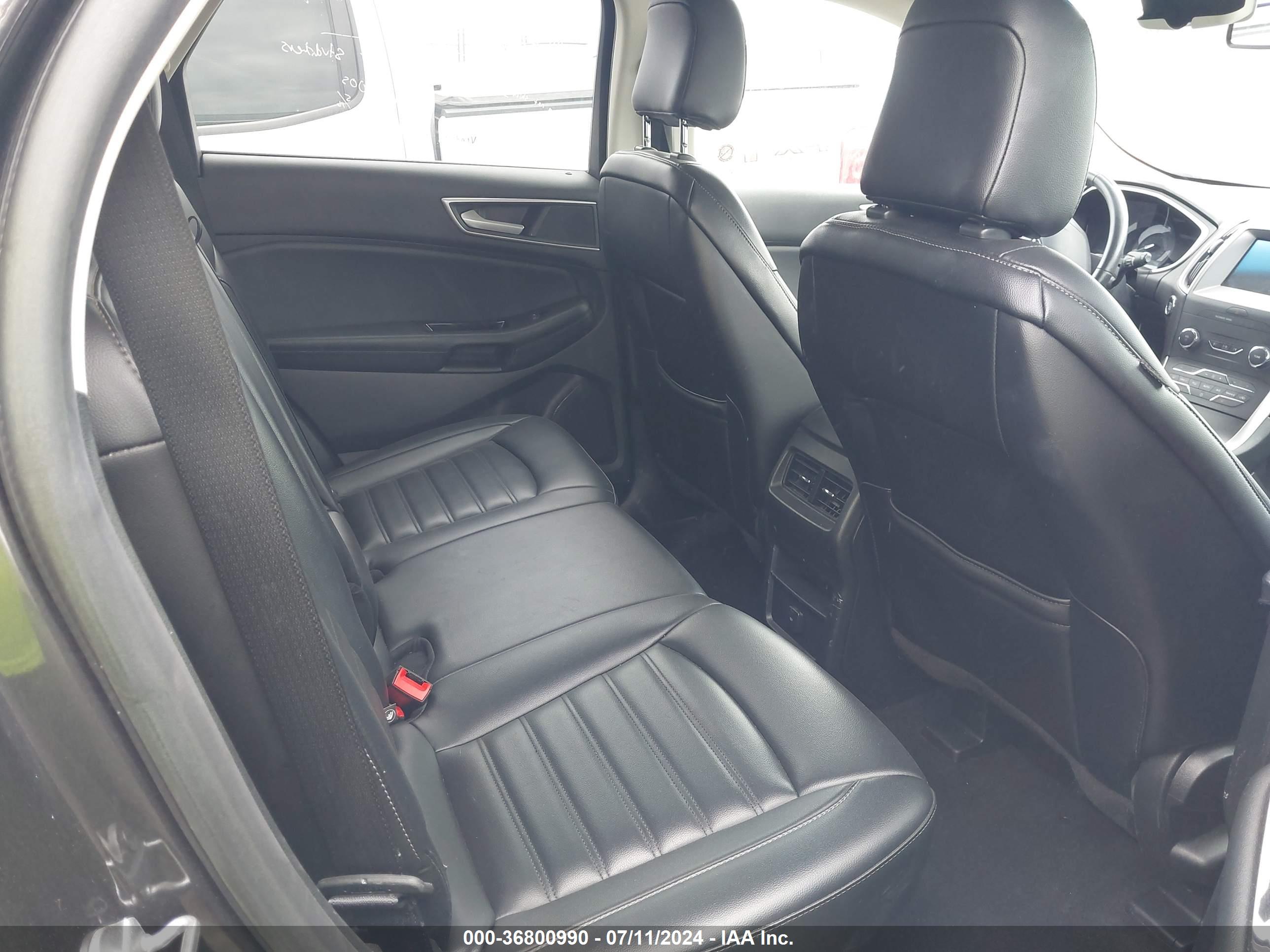 FORD EDGE image 8