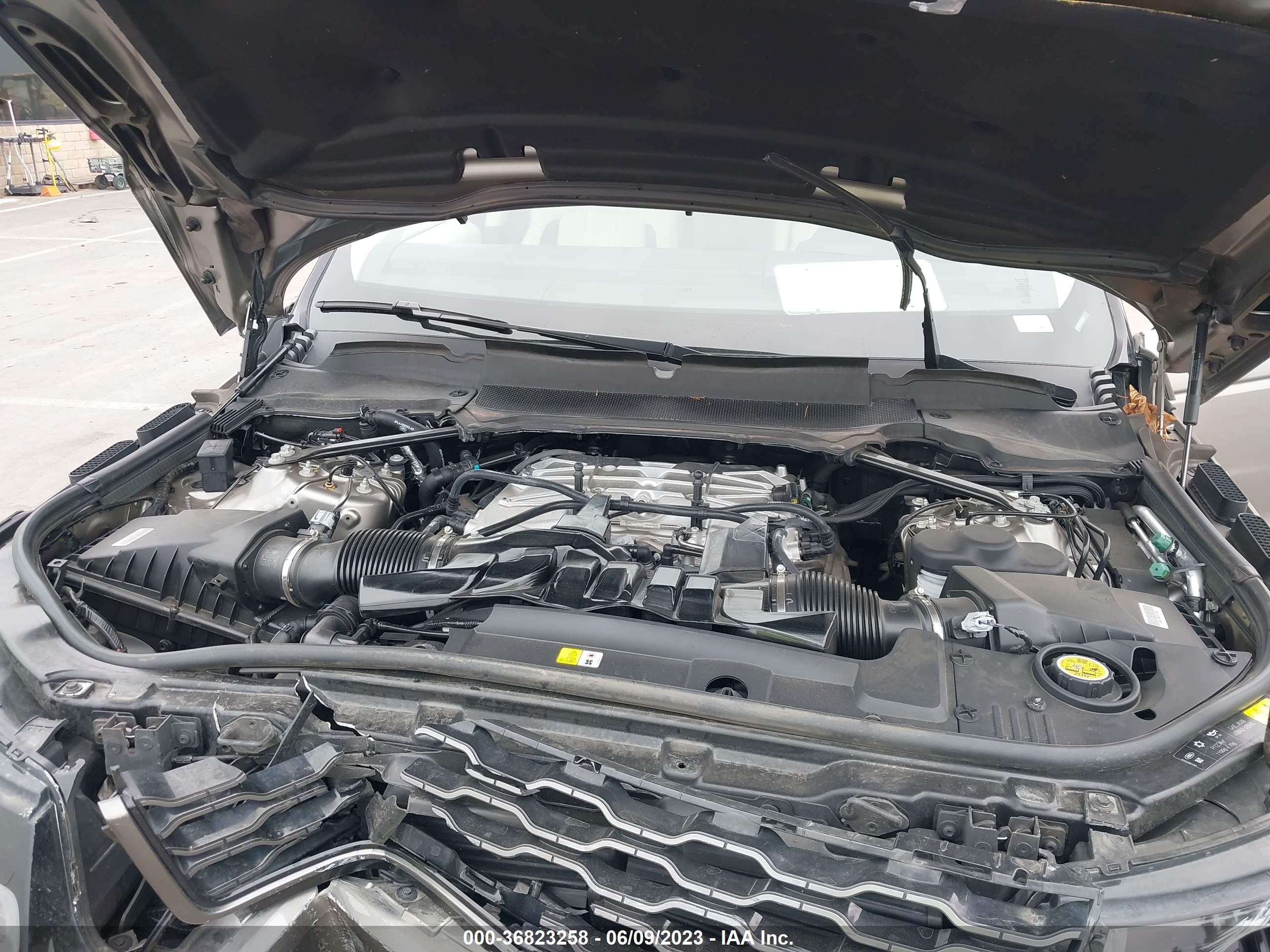 LAND ROVER image 10