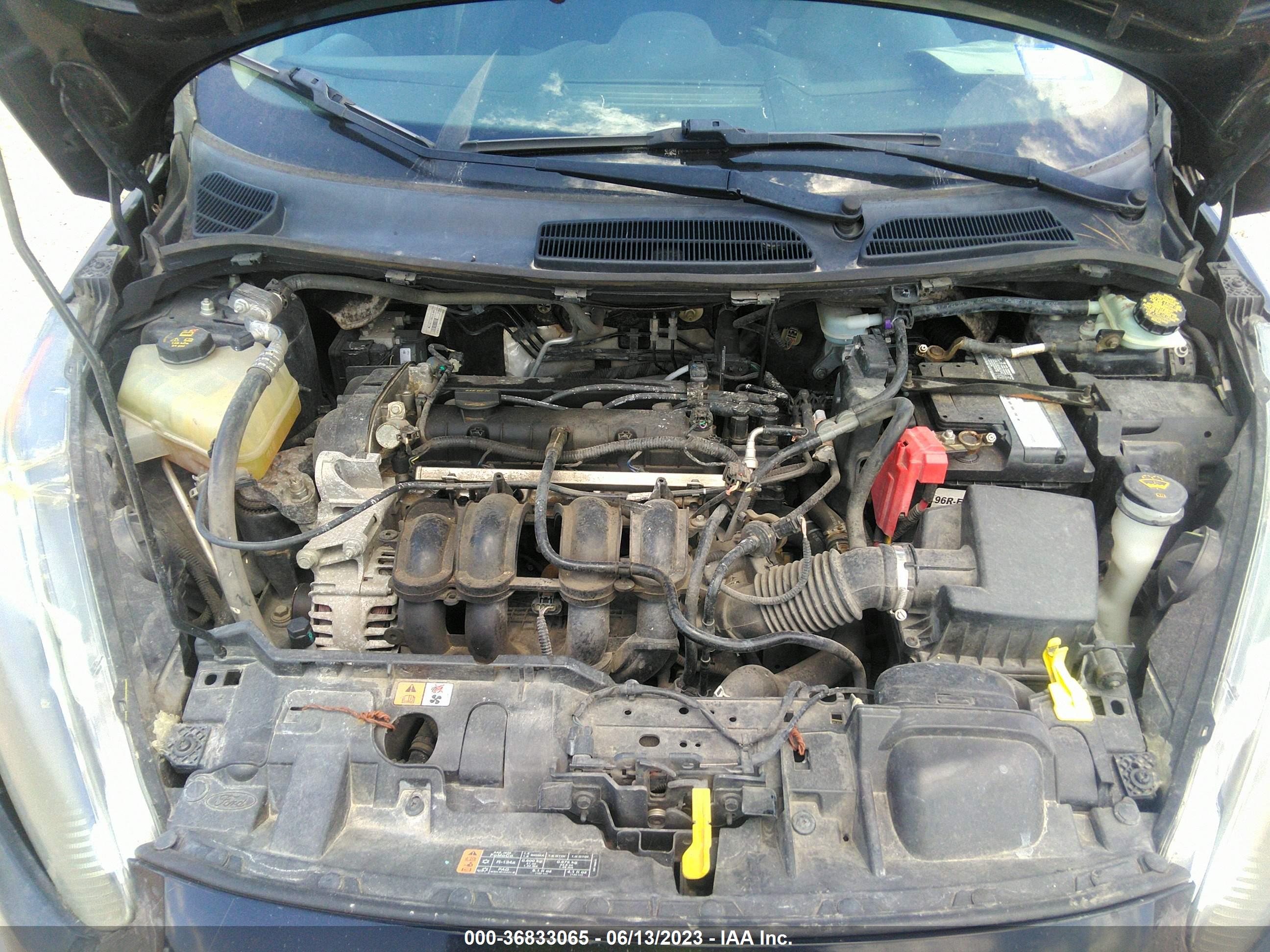 FORD FIESTA image 10
