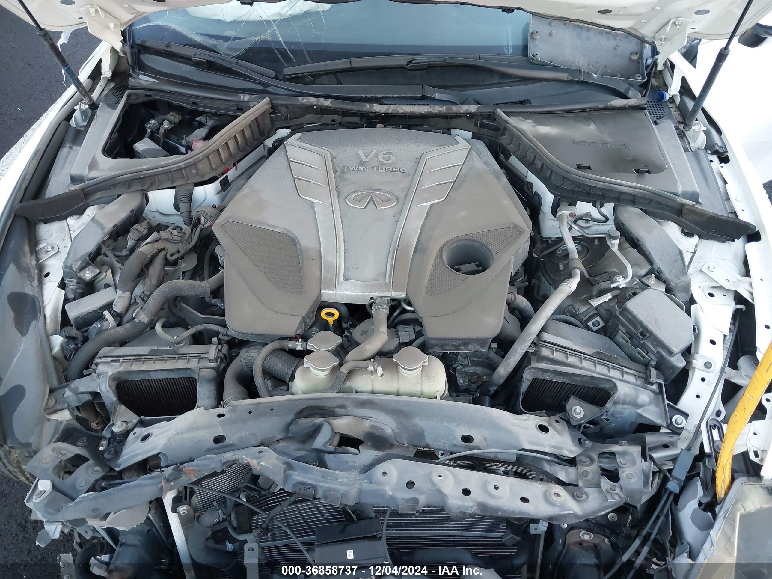 INFINITI Q60 image 10