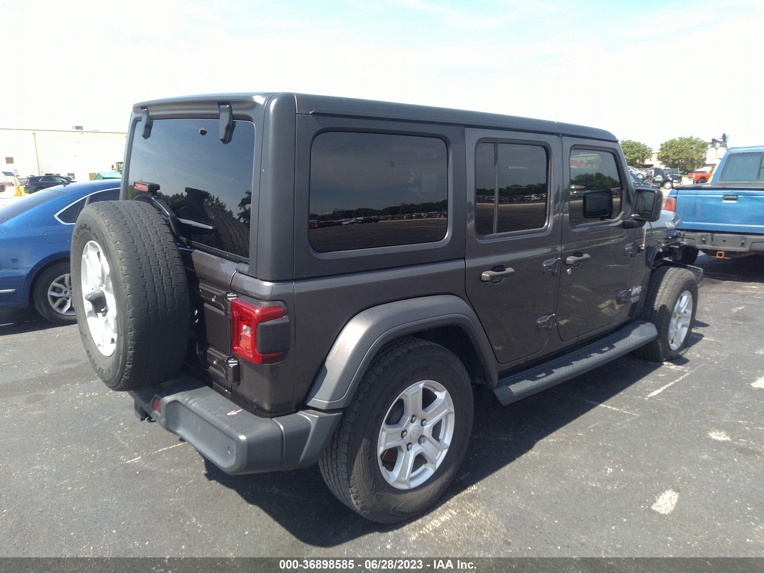 JEEP WRANGLER image 4