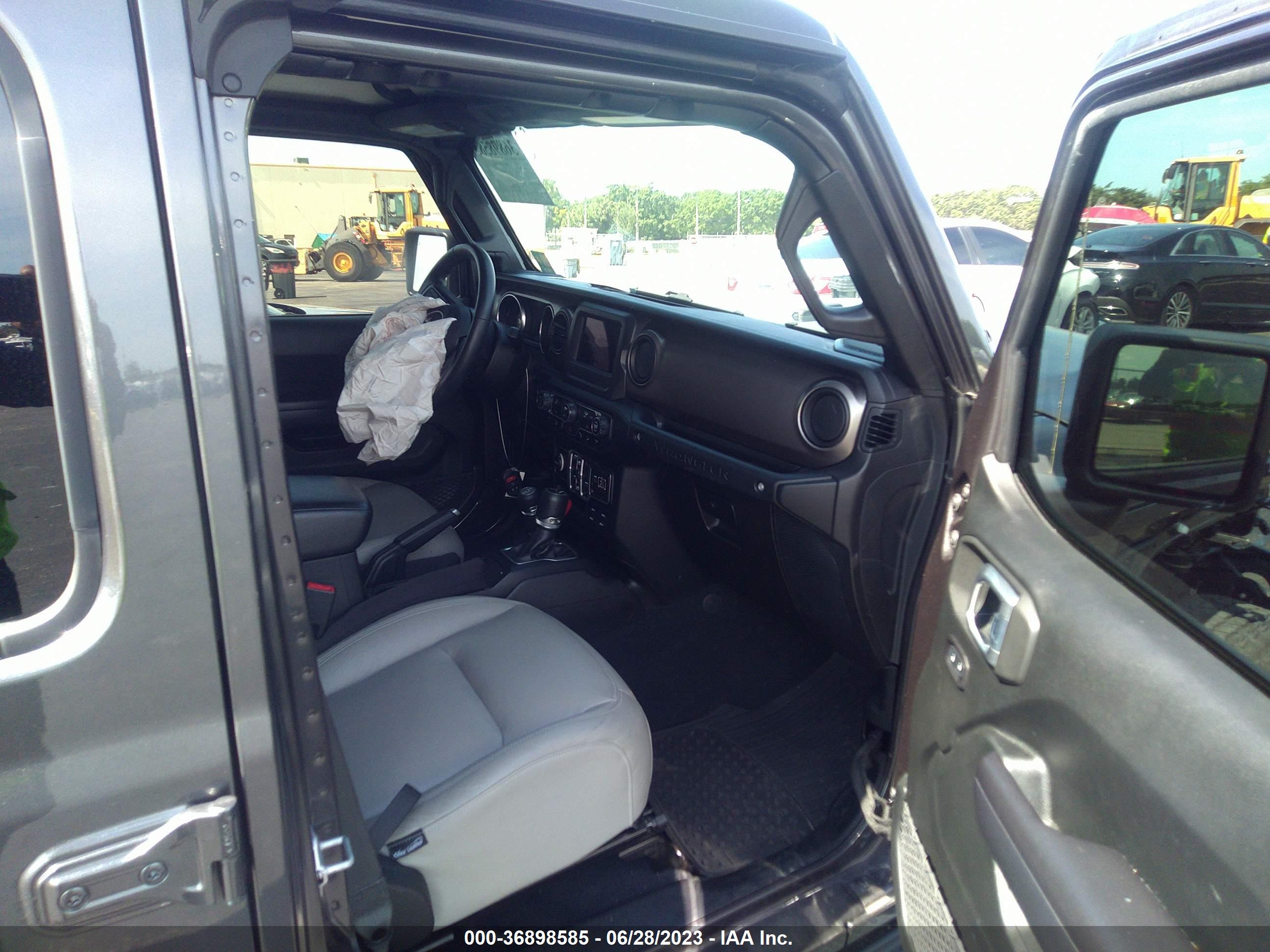 JEEP WRANGLER image 5