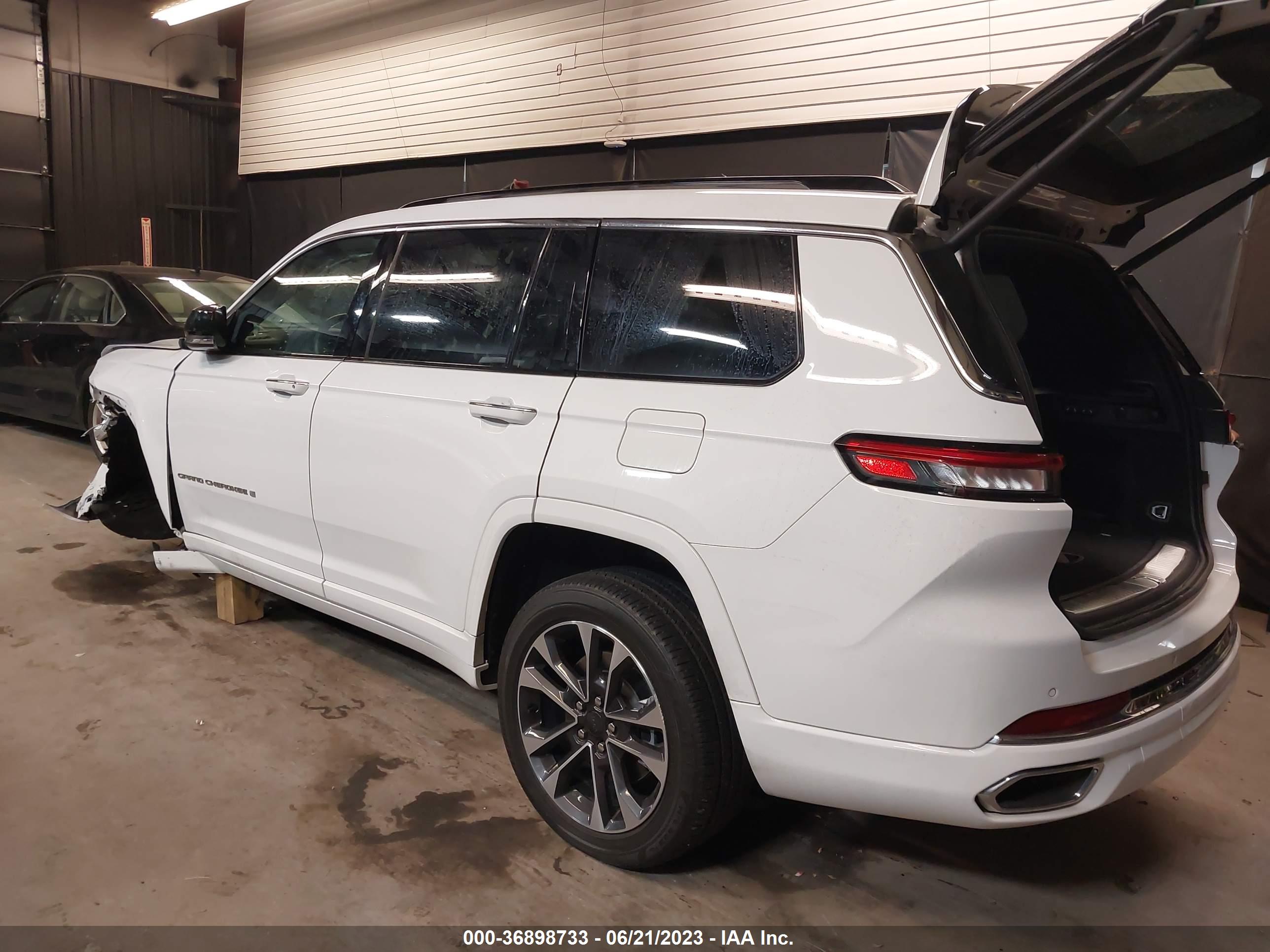 JEEP GRAND image 3