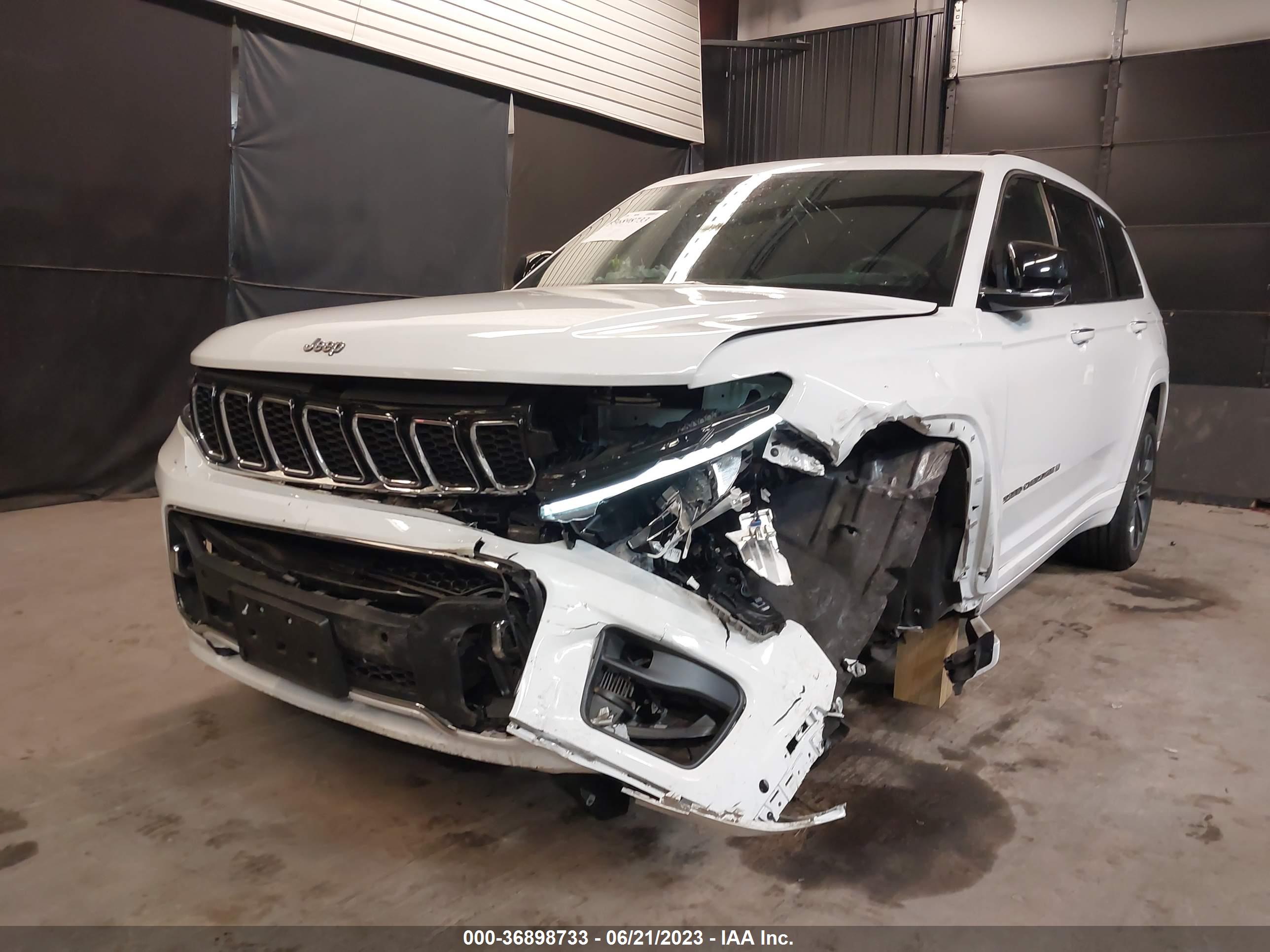 JEEP GRAND image 6