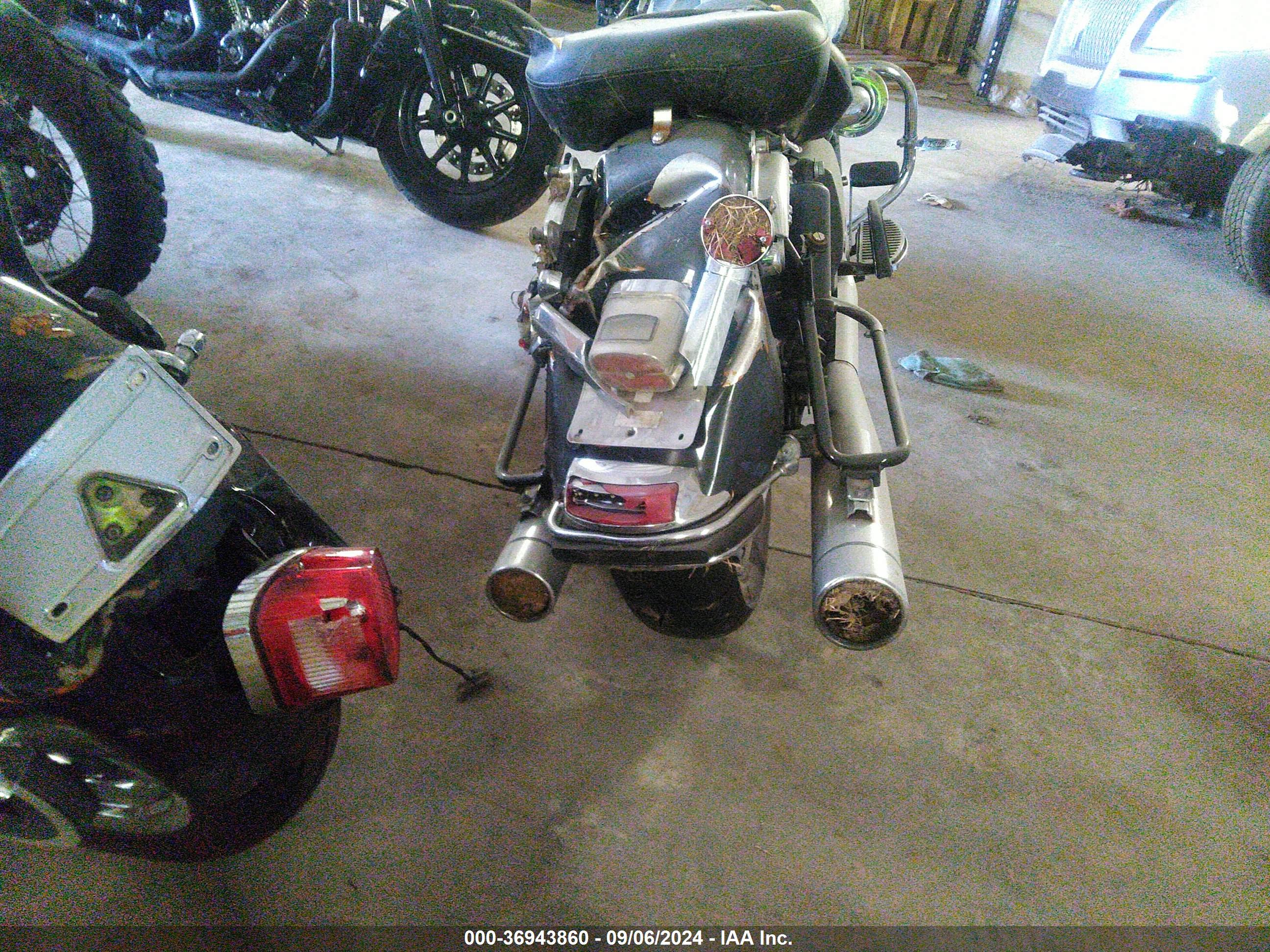 HARLEY-DAVIDSON FLHTP image 6