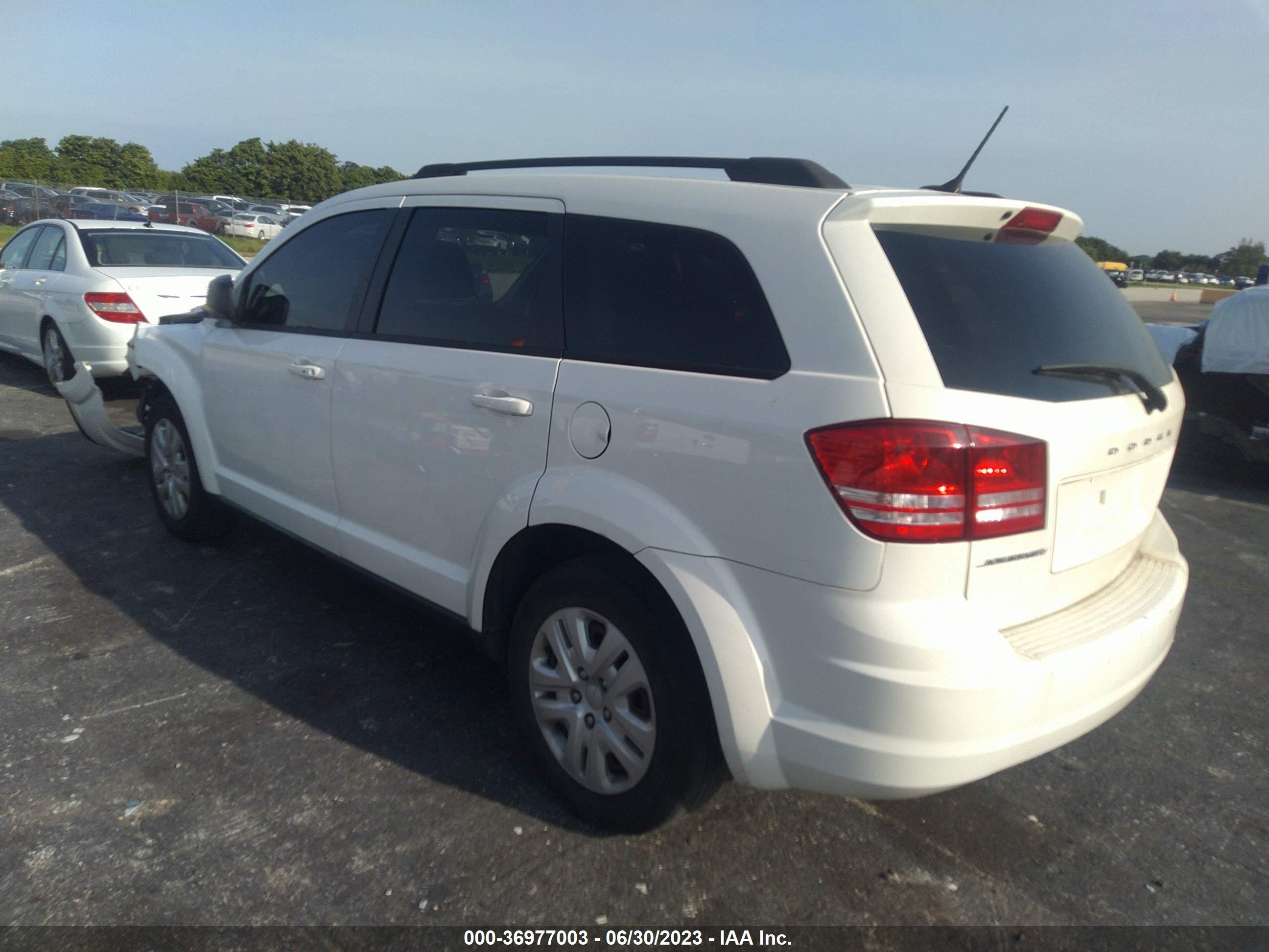 DODGE JOURNEY image 3