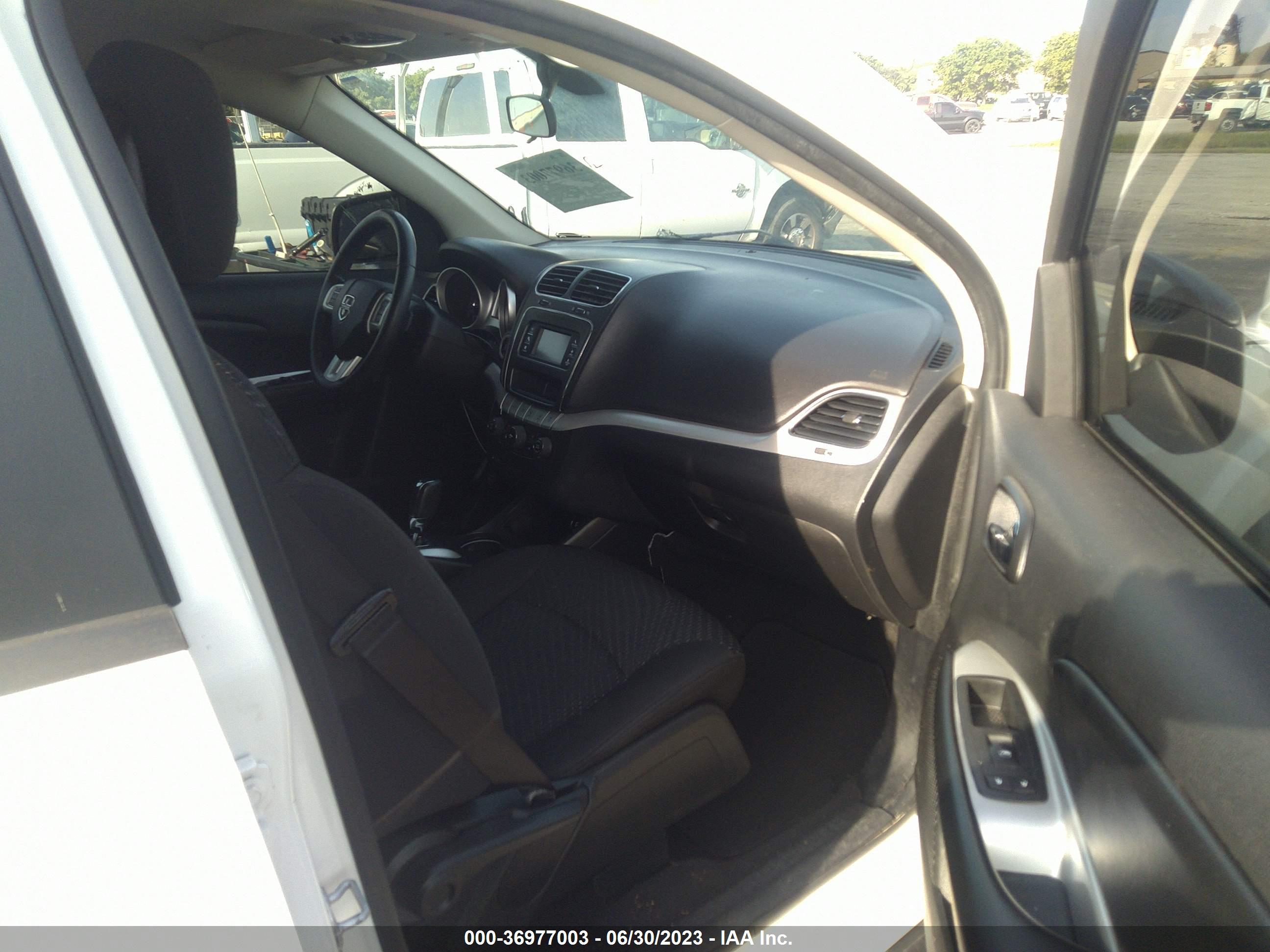 DODGE JOURNEY image 5