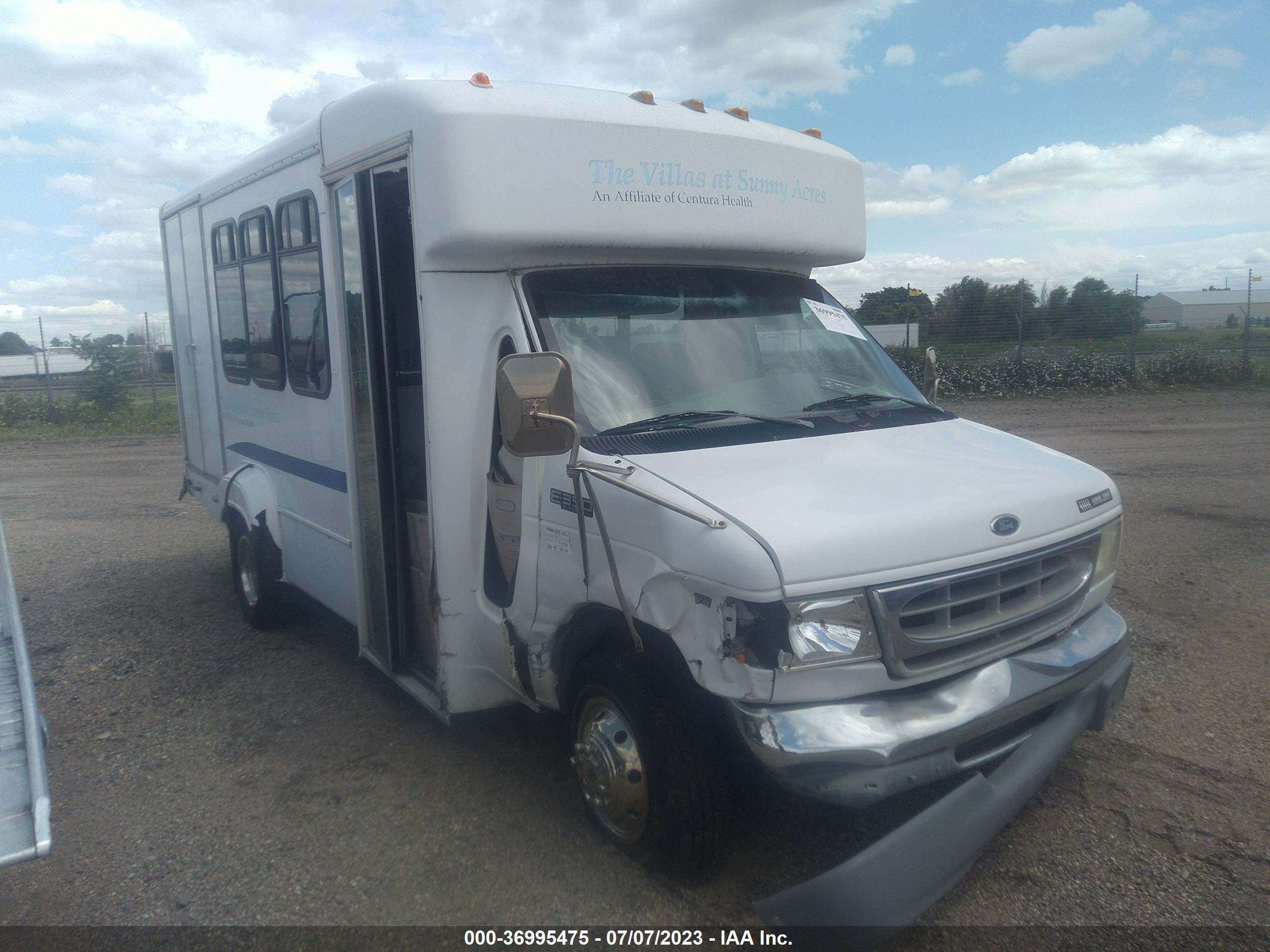 FORD ECONOLINE image 6