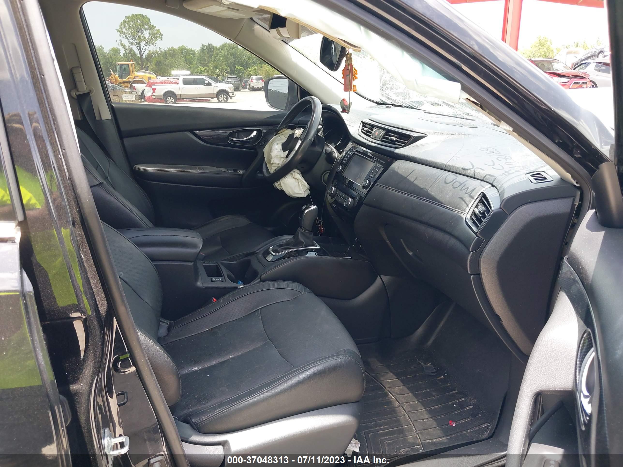 NISSAN ROGUE image 5