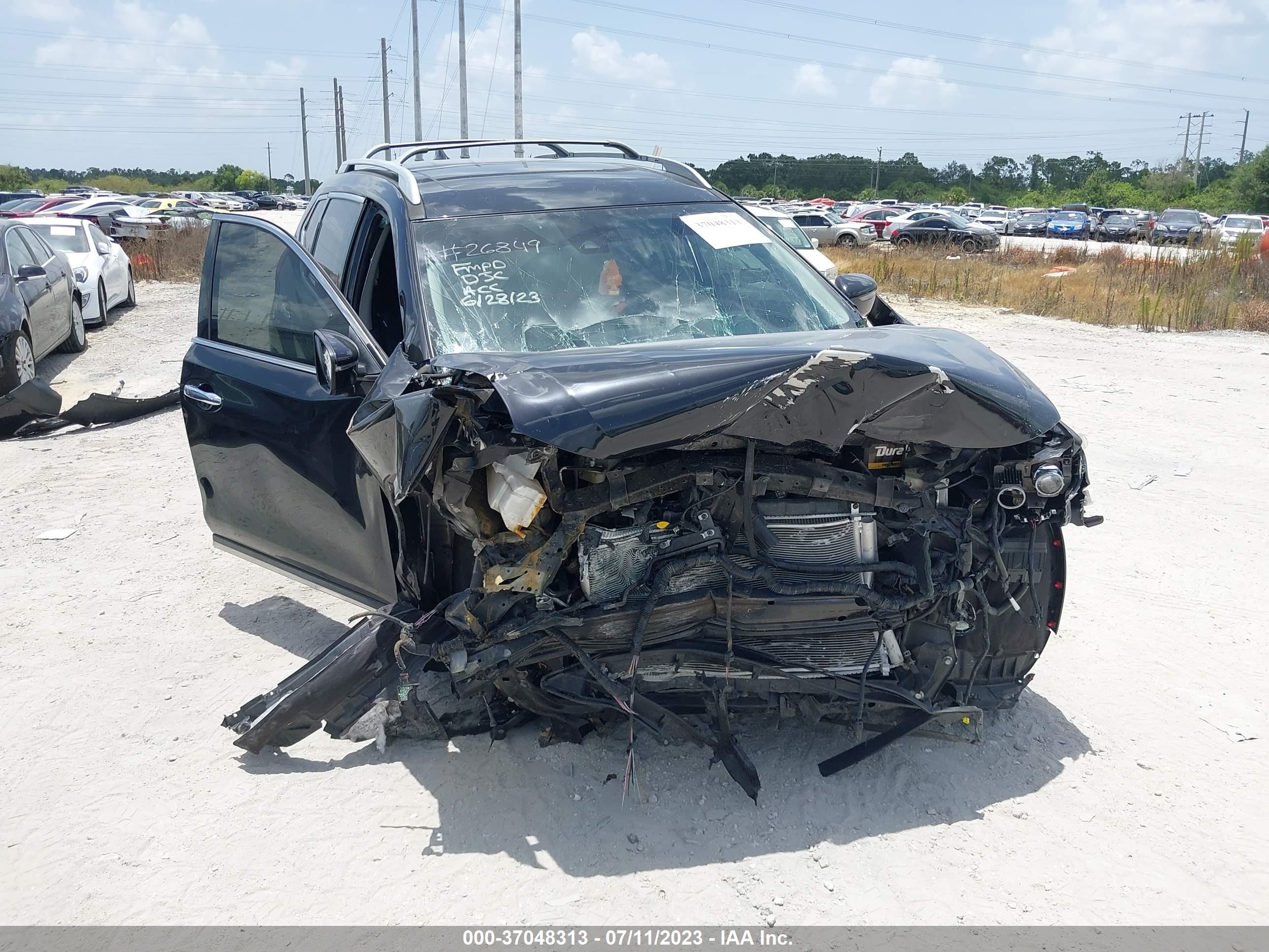 NISSAN ROGUE image 6