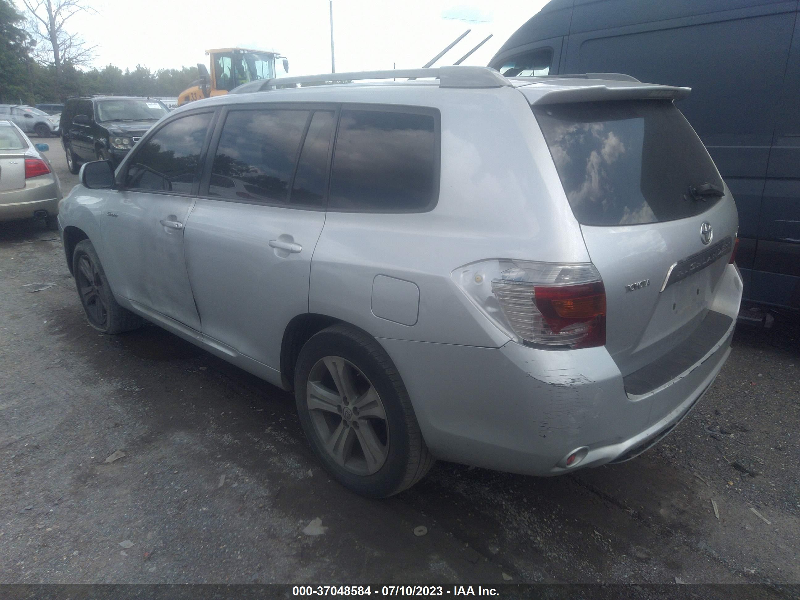 TOYOTA HIGHLANDER image 3