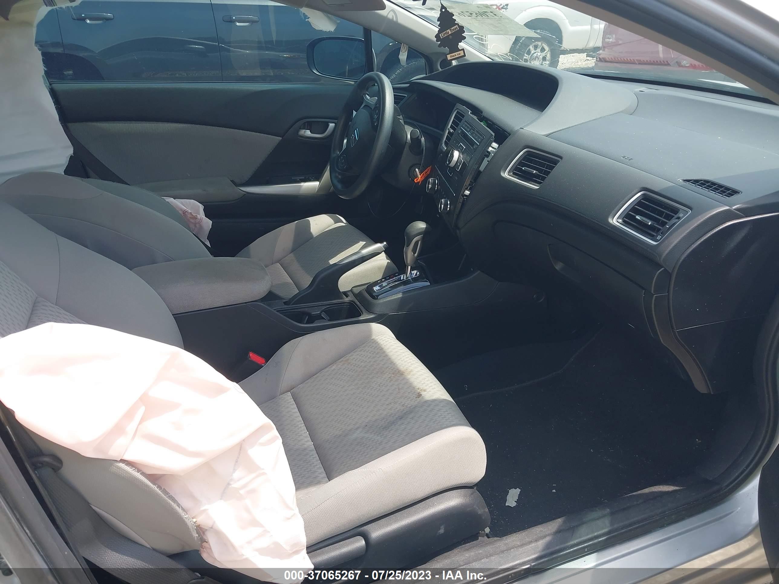 HONDA CIVIC image 5