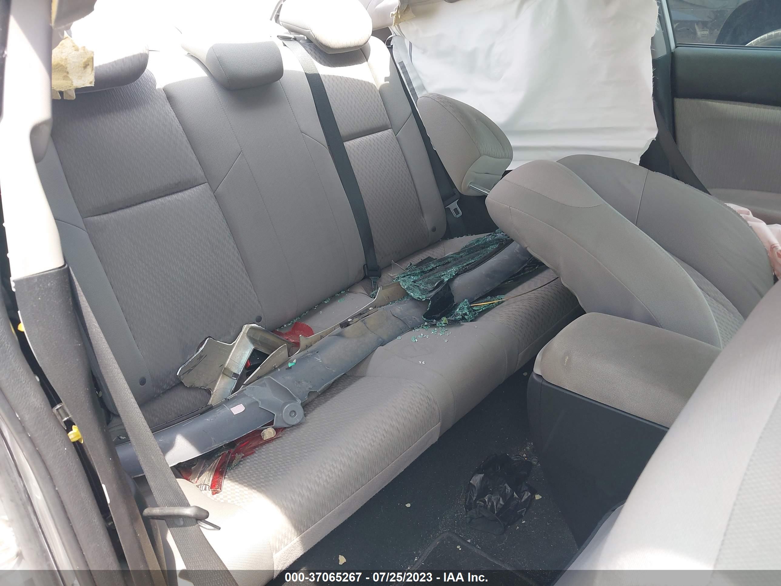 HONDA CIVIC image 8