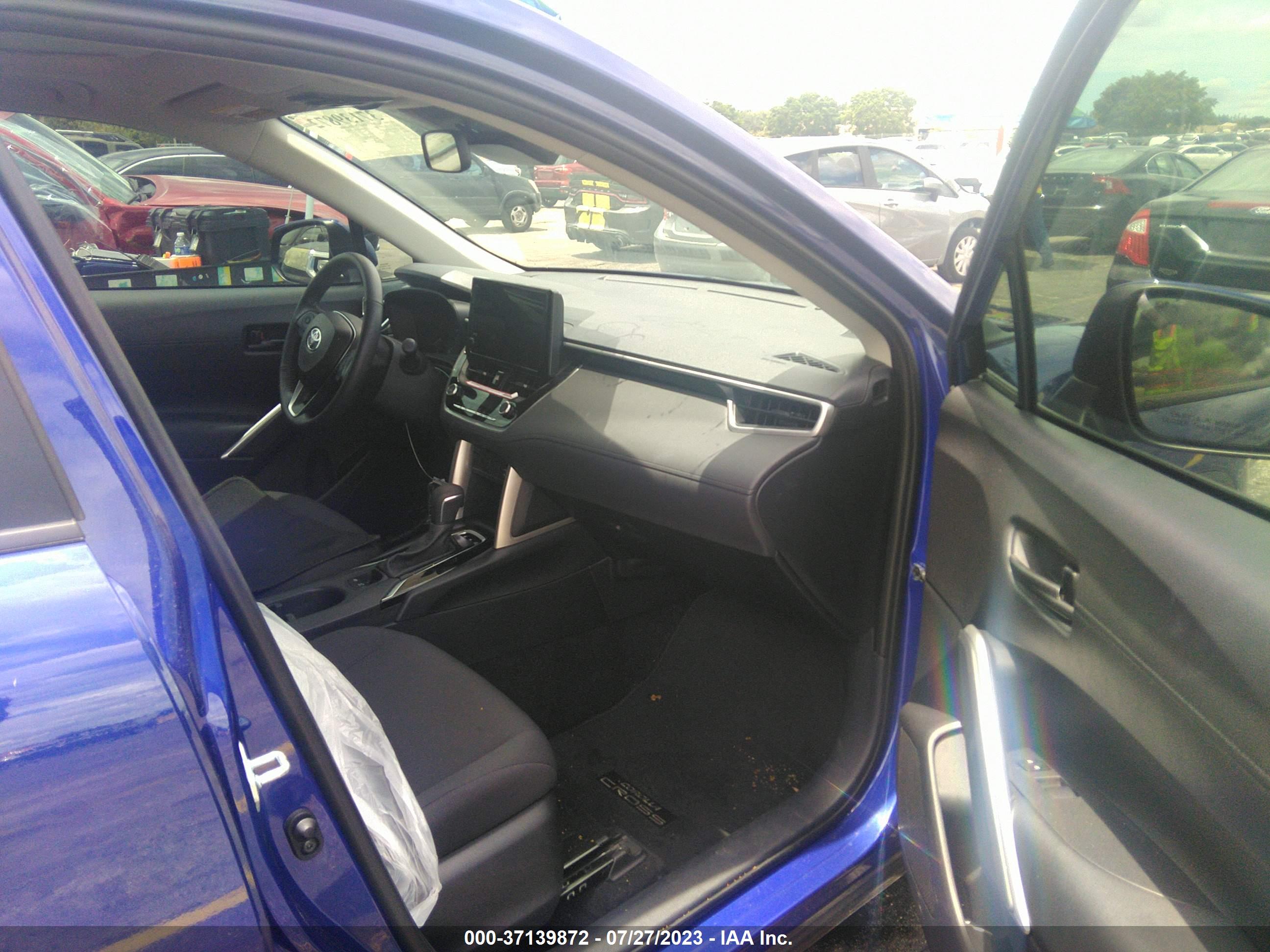 TOYOTA COROLLA image 5