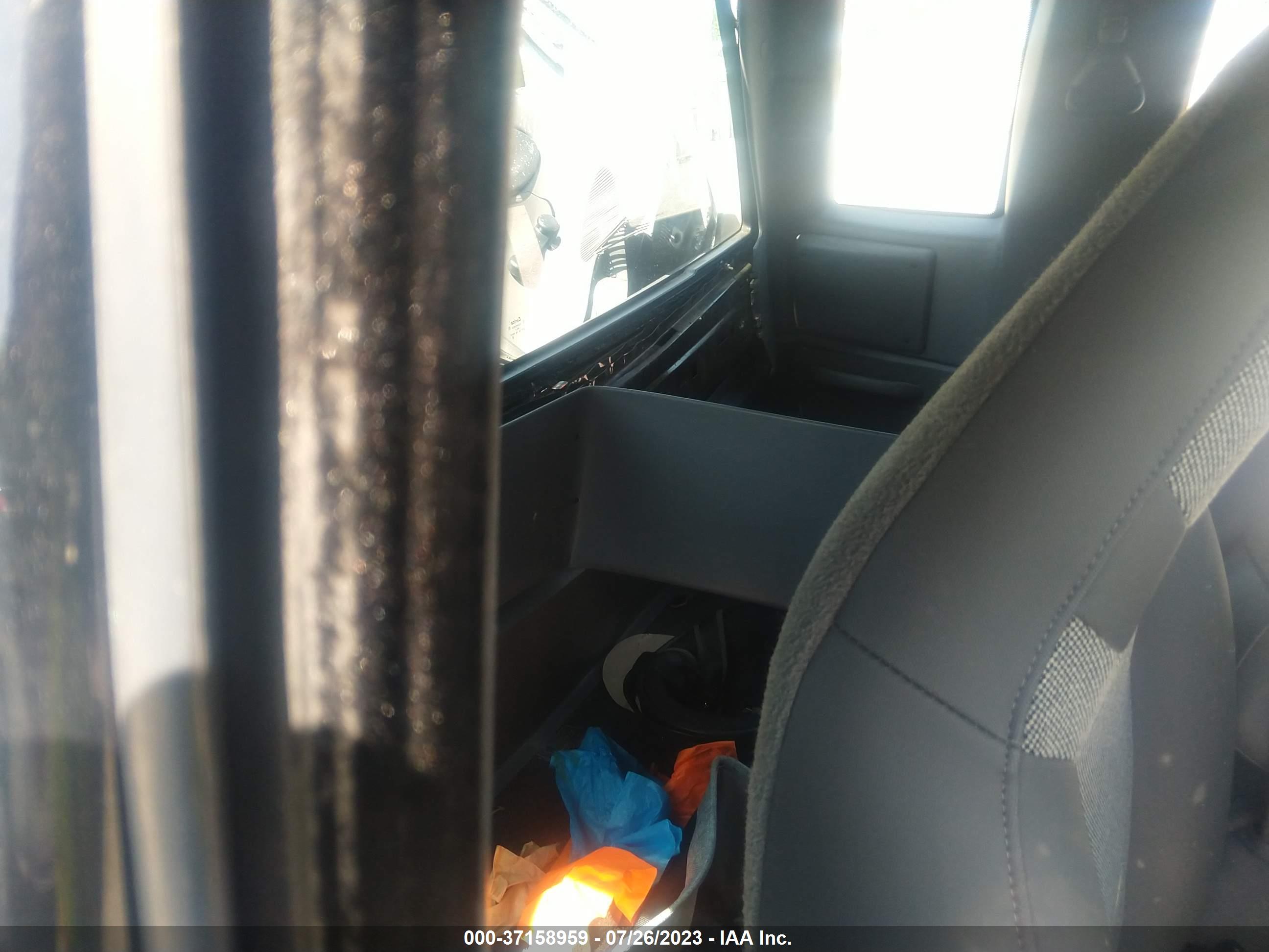 FORD RANGER image 8