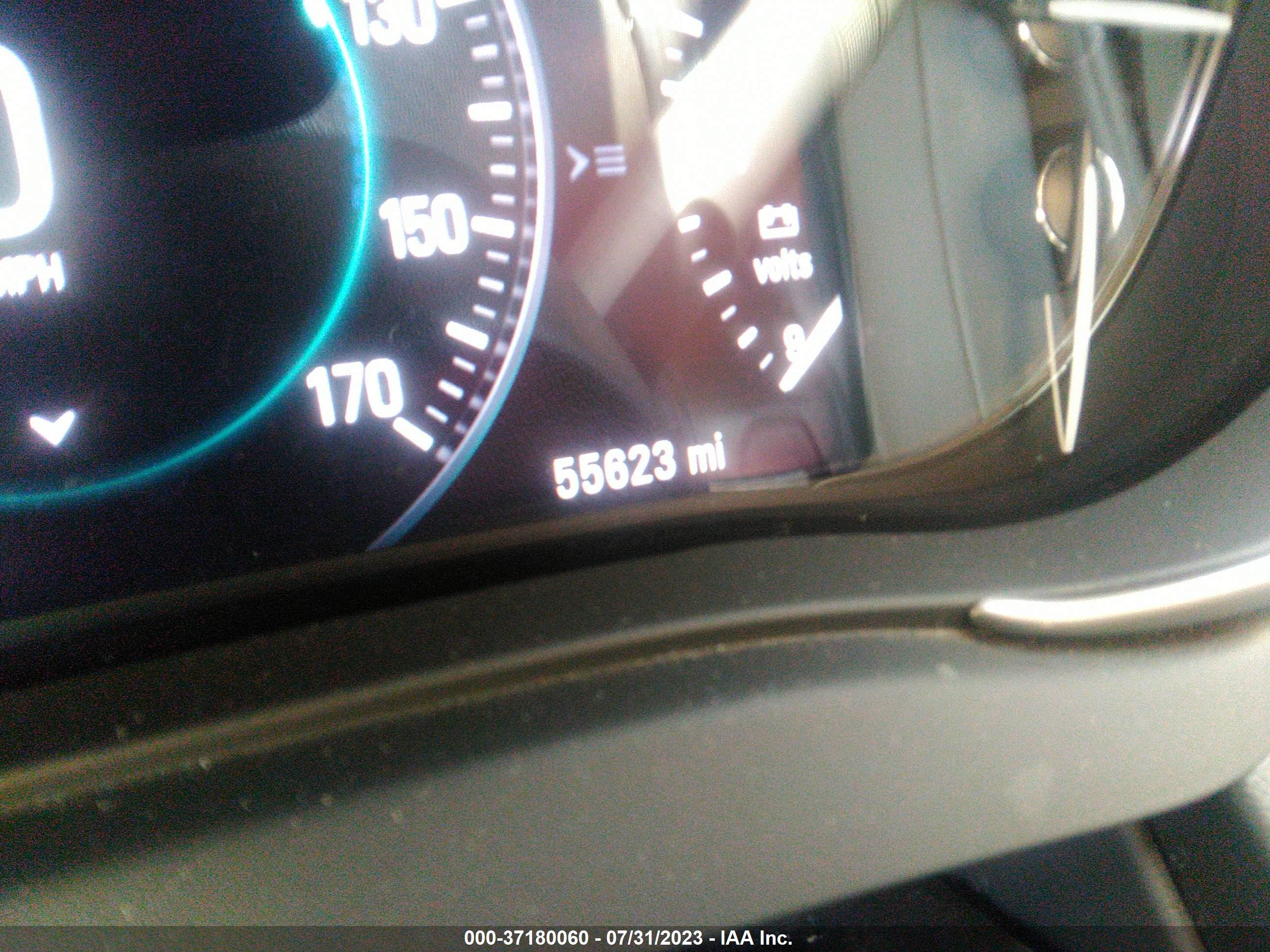 BUICK LACROSSE image 7