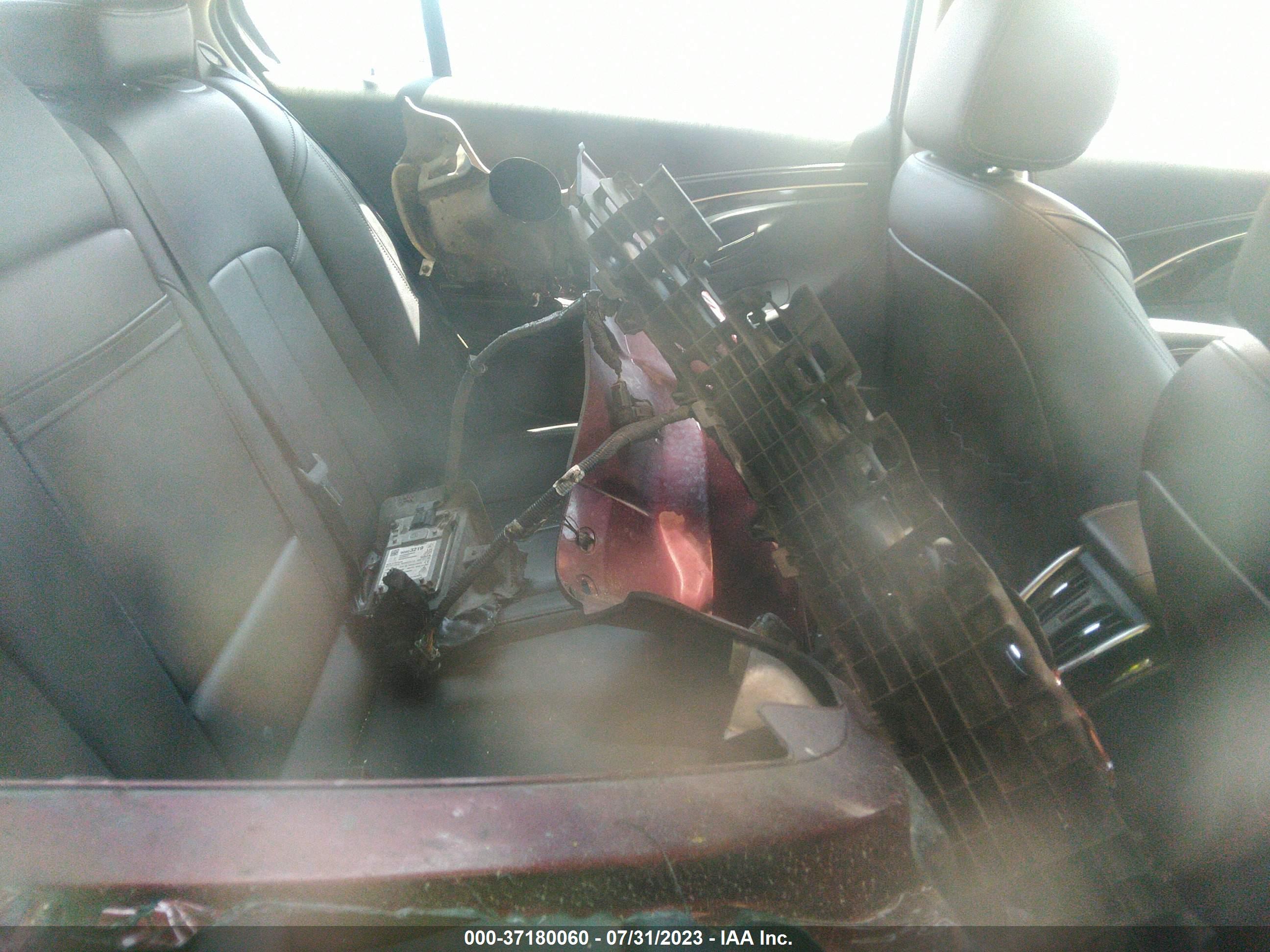BUICK LACROSSE image 8