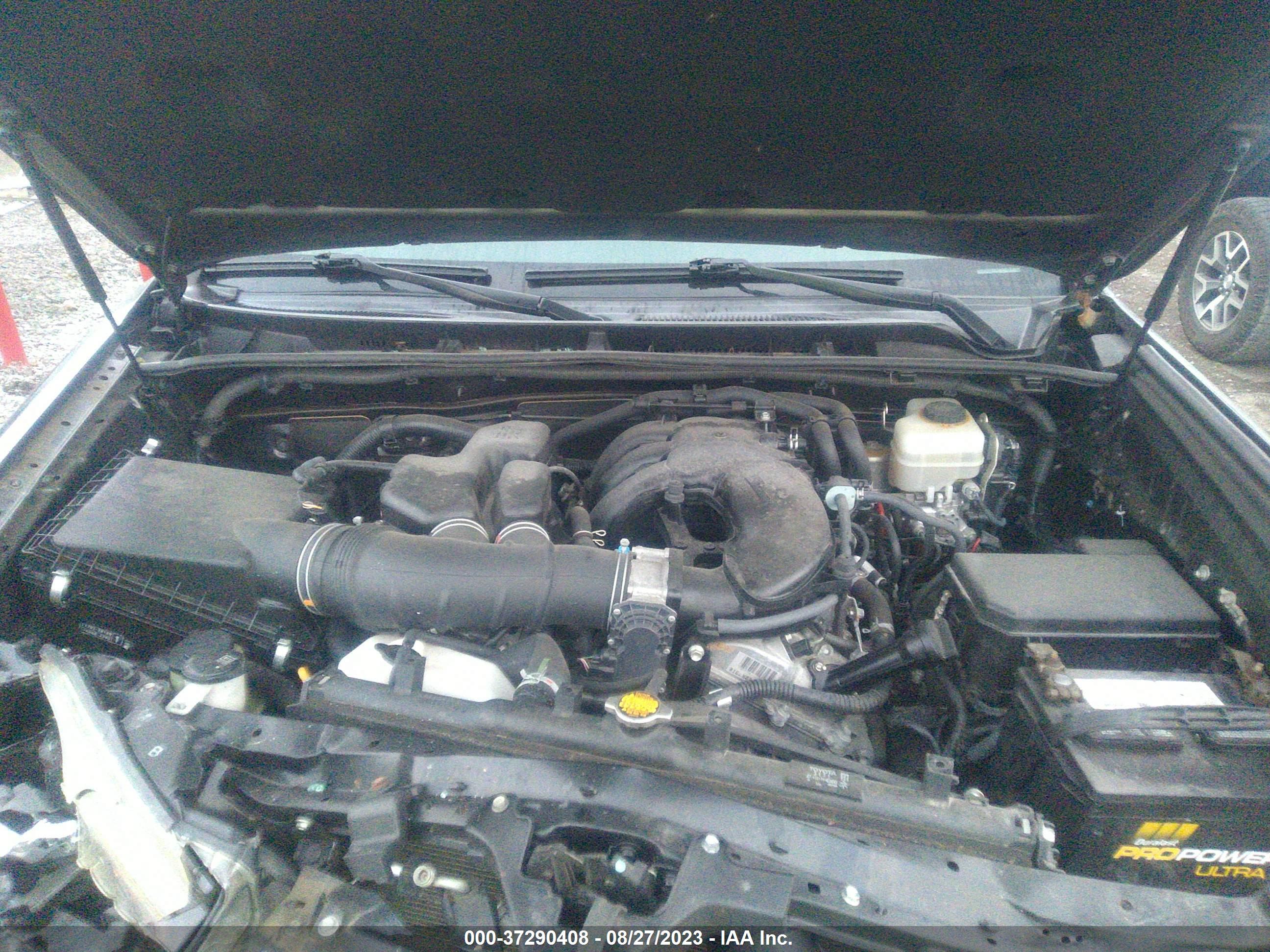 TOYOTA 4RUNNER image 10
