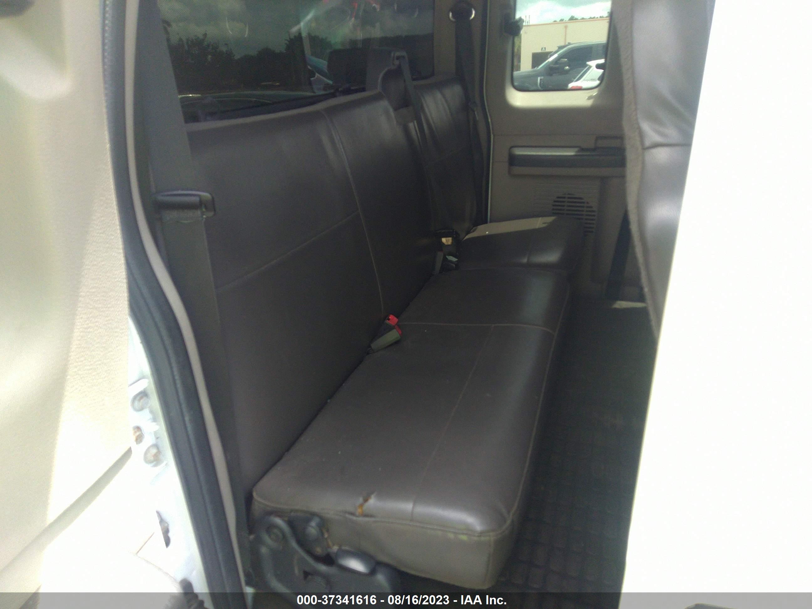 FORD F-250 image 8