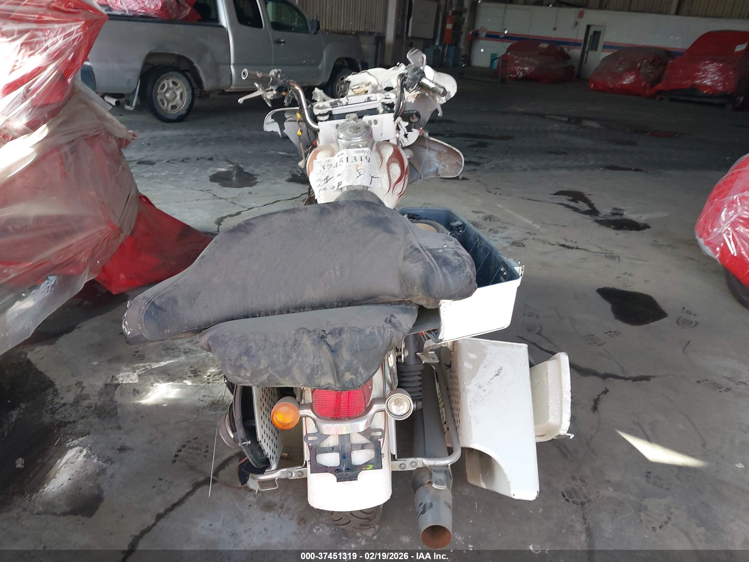 HARLEY-DAVIDSON FLHX image 6