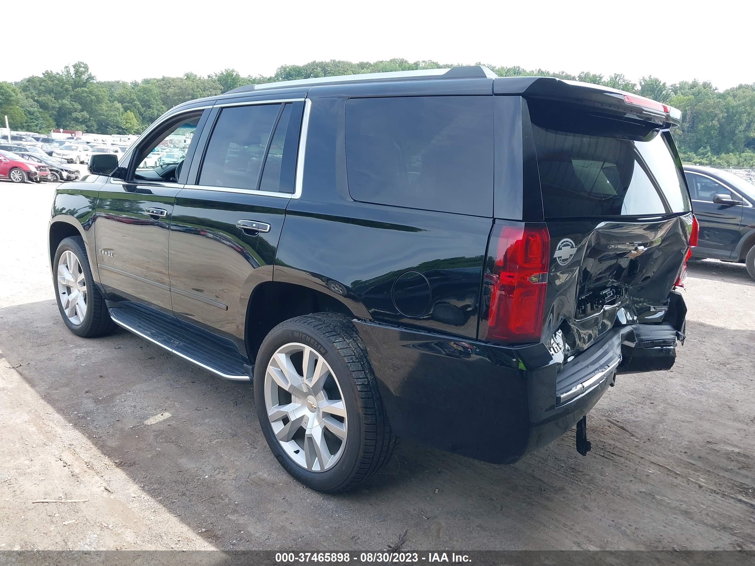 CHEVROLET TAHOE image 3
