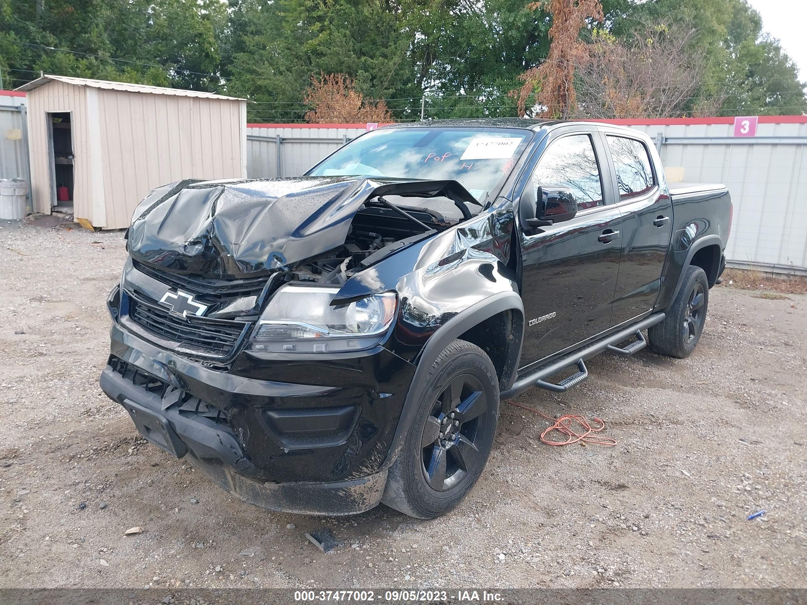 CHEVROLET COLORADO image 6