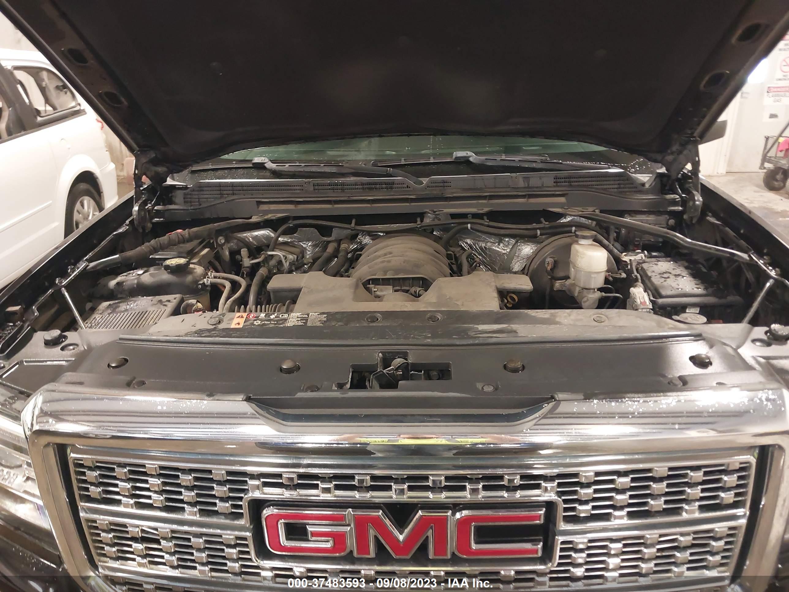 GMC SIERRA image 10