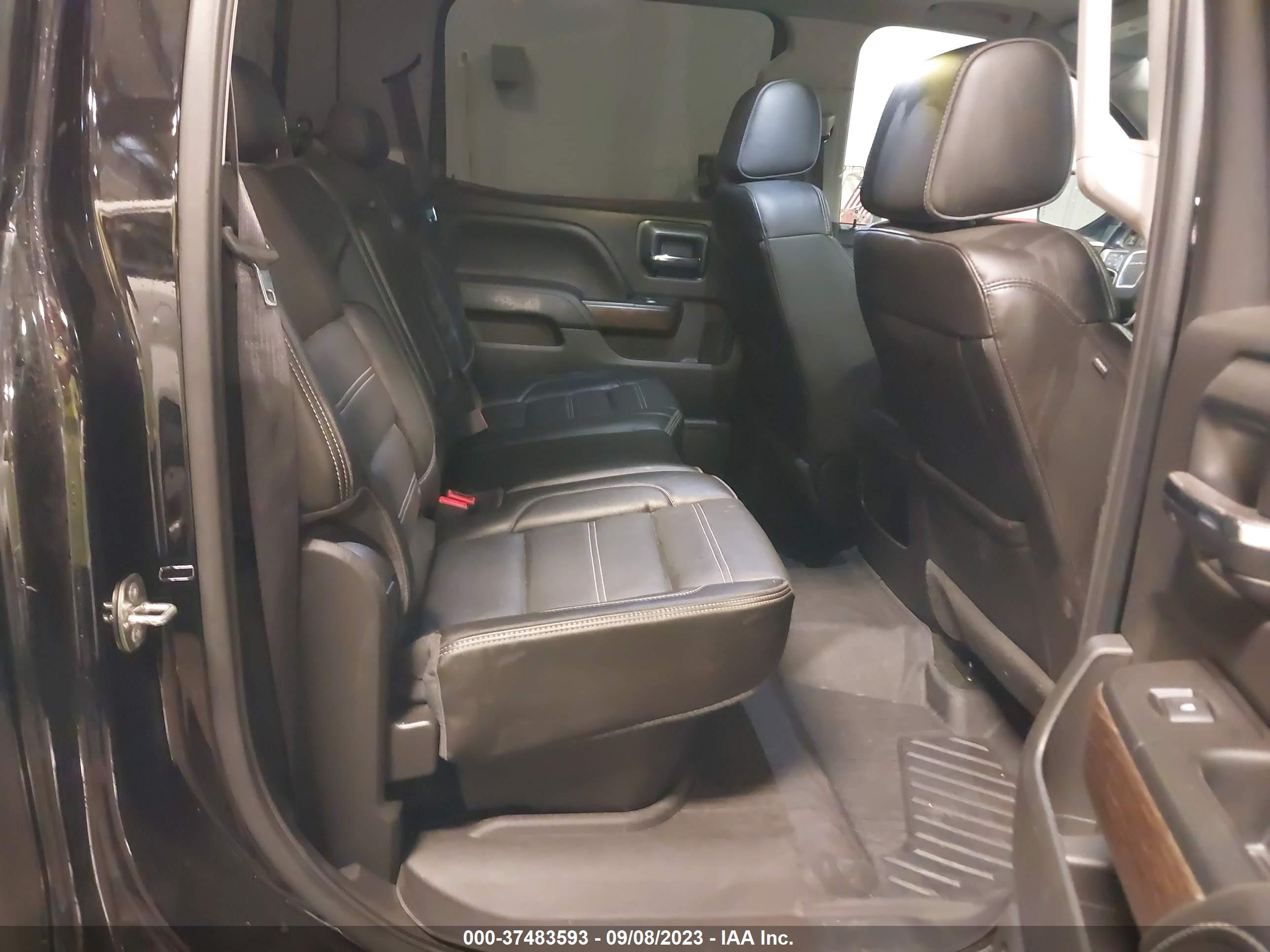 GMC SIERRA image 8